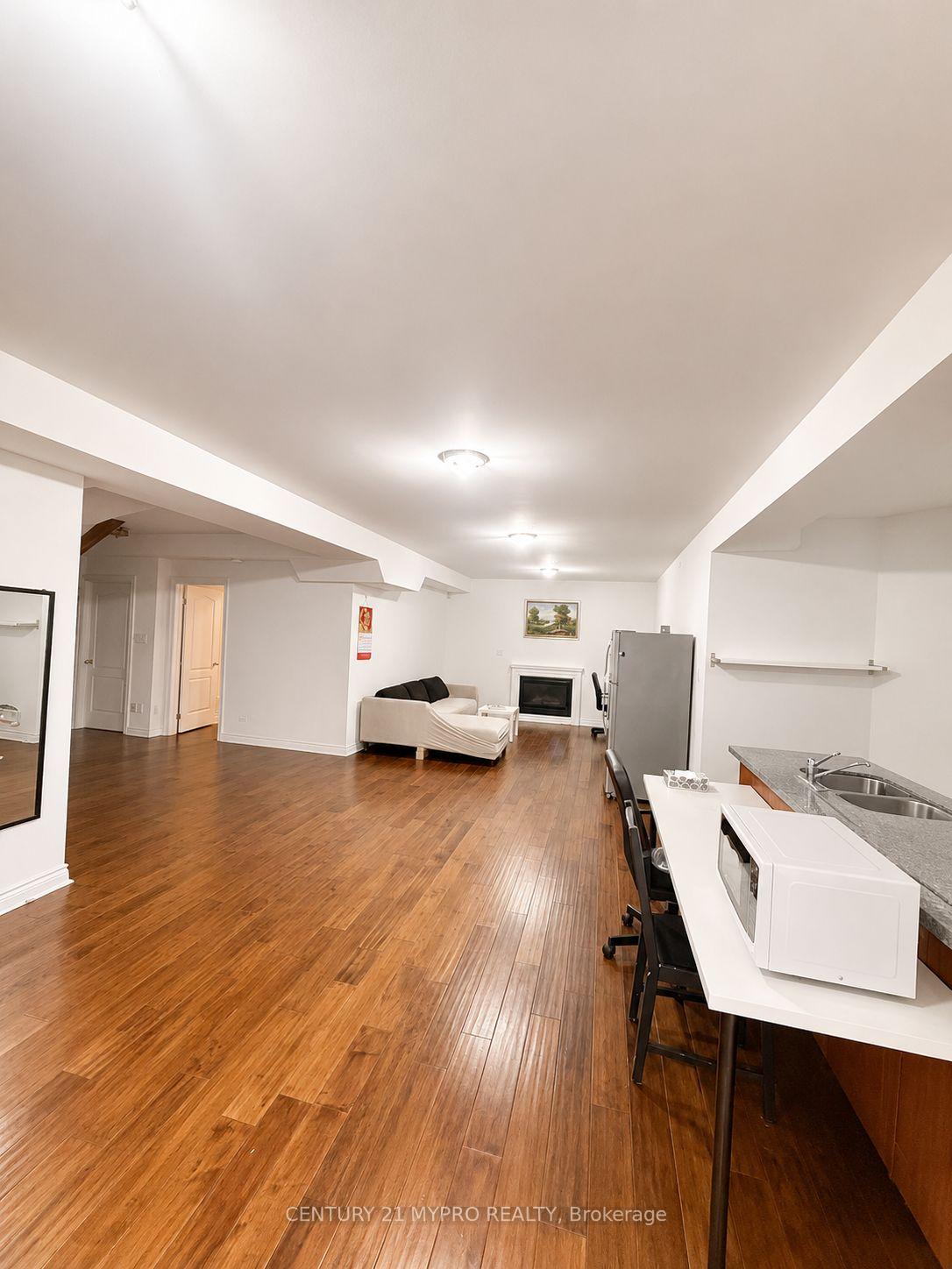 Photo 6 of 378 Princess Avenue, North York, Willowdale East — HOMEH
