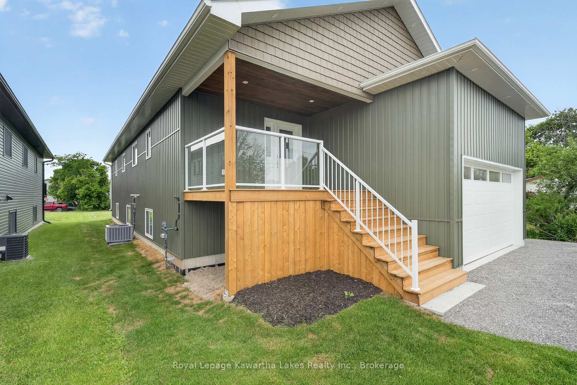 Photo 2 of 22 Murray Street, Kawartha Lakes, Fenelon Falls — HOMEH
