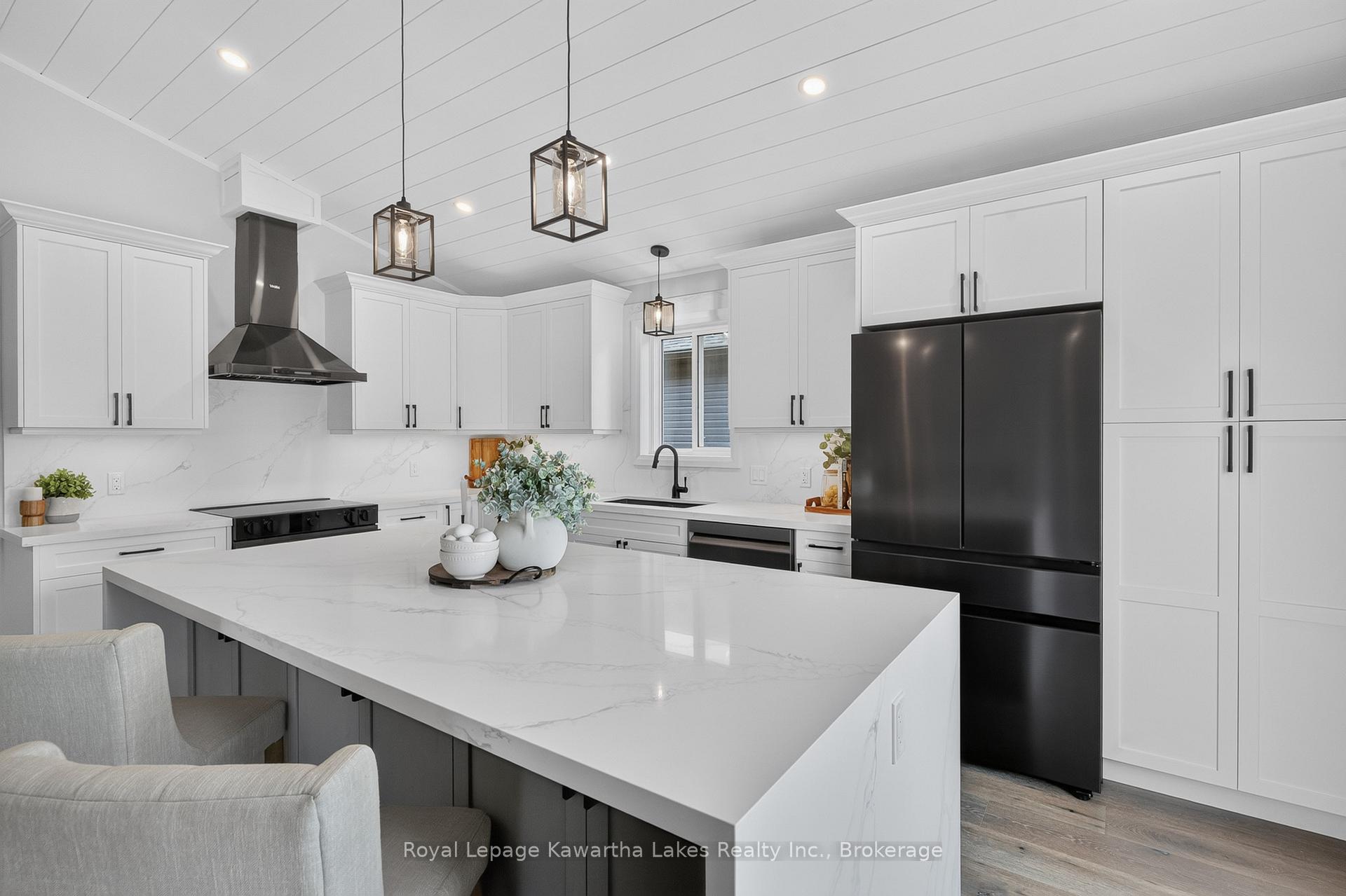 Photo 25 of 22 Murray Street, Kawartha Lakes, Fenelon Falls — HOMEH