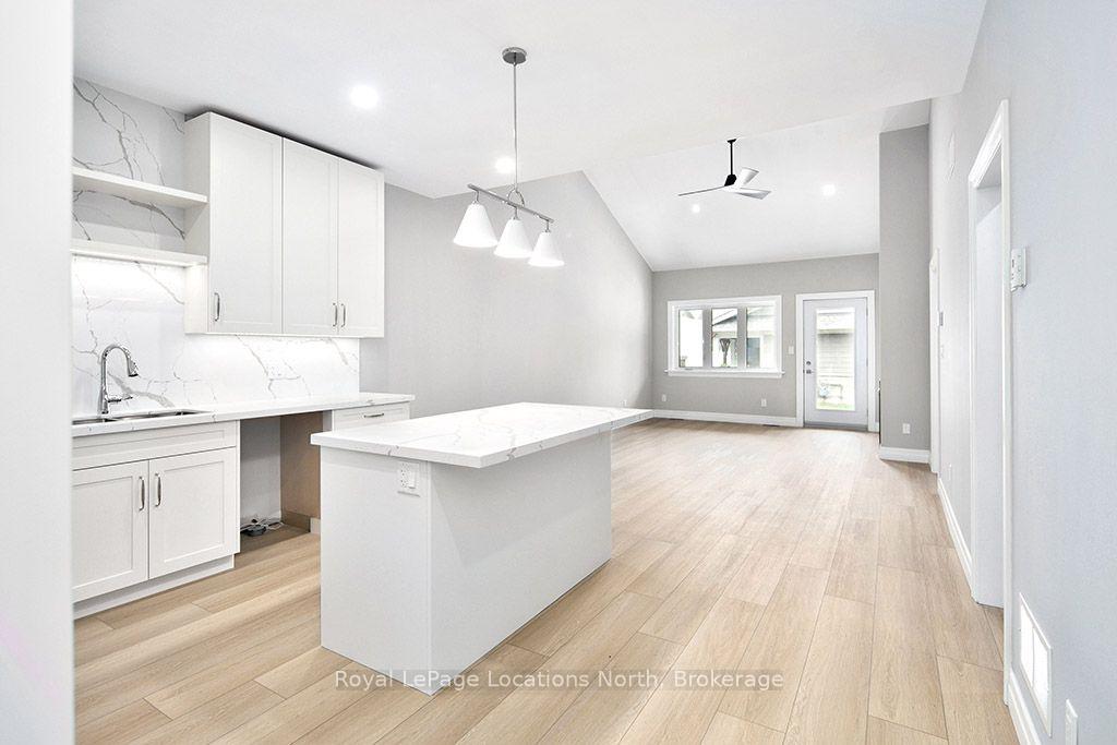 Photo 7 of 122 Dove Drive, Blue Mountains — HOMEH