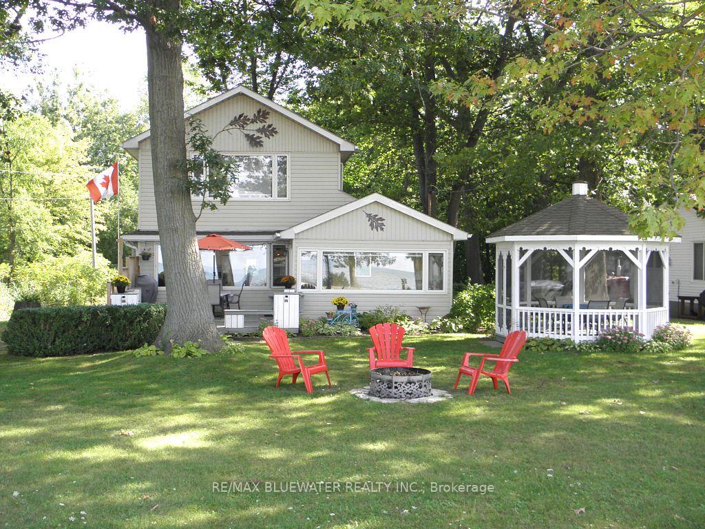 Photo of 9714 Lake Road