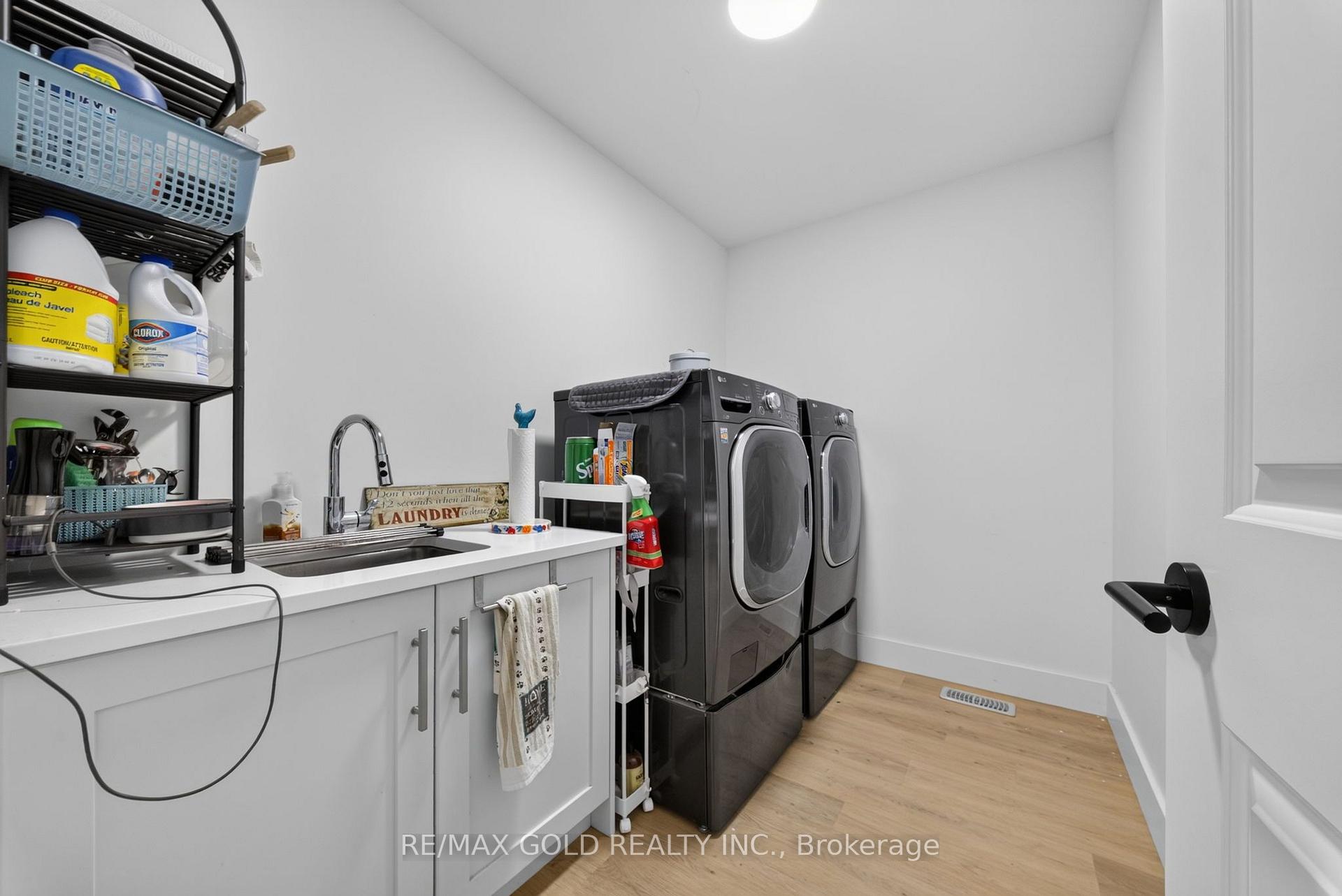 Photo 35 of 67 trailview Drive, Tillsonburg — HOMEH