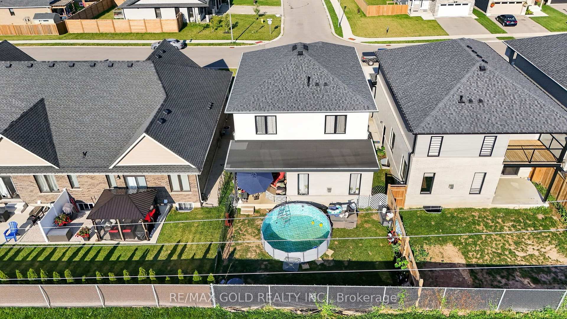 Photo 45 of 67 trailview Drive, Tillsonburg — HOMEH