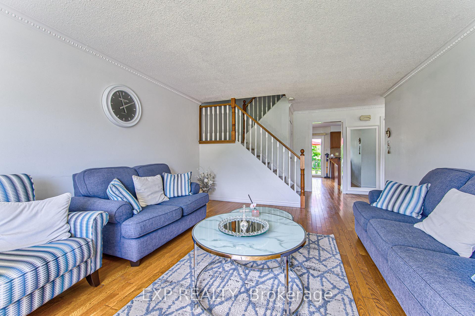 Photo 7 of 98 Monteagle Crescent, Kitchener, Highland West — HOMEH