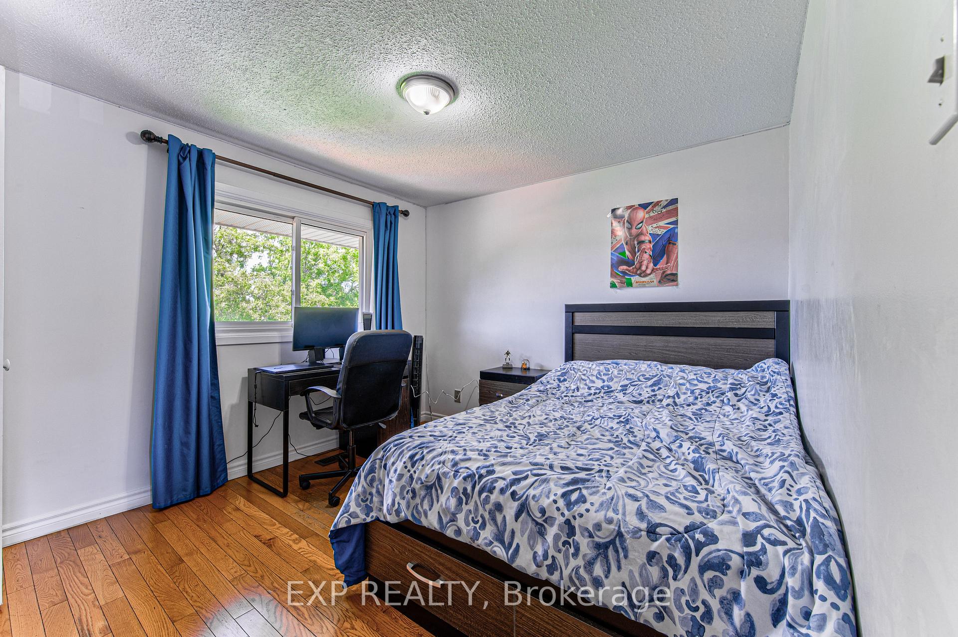 Photo 14 of 98 Monteagle Crescent, Kitchener, Highland West — HOMEH