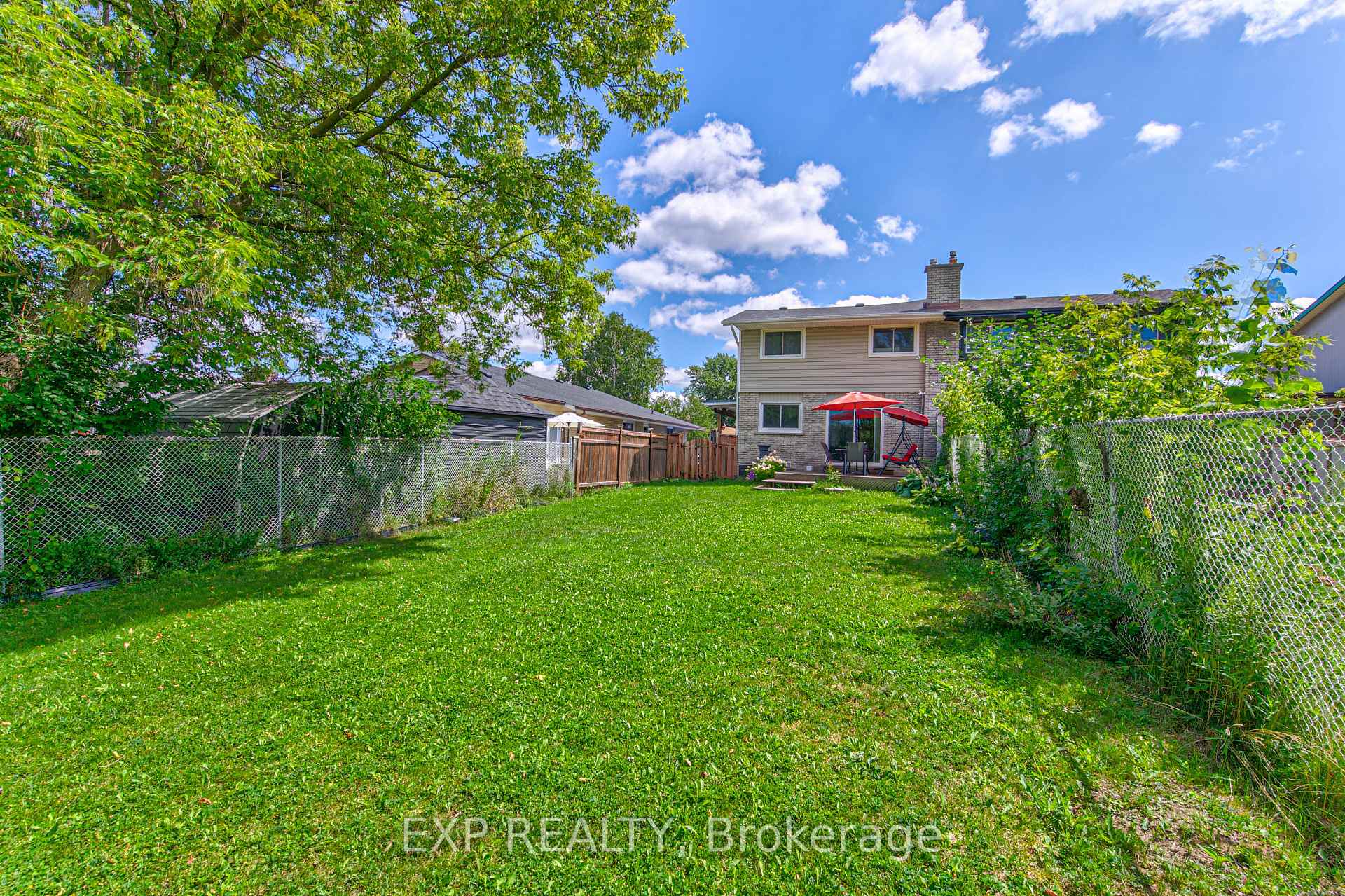 Photo 21 of 98 Monteagle Crescent, Kitchener, Highland West — HOMEH