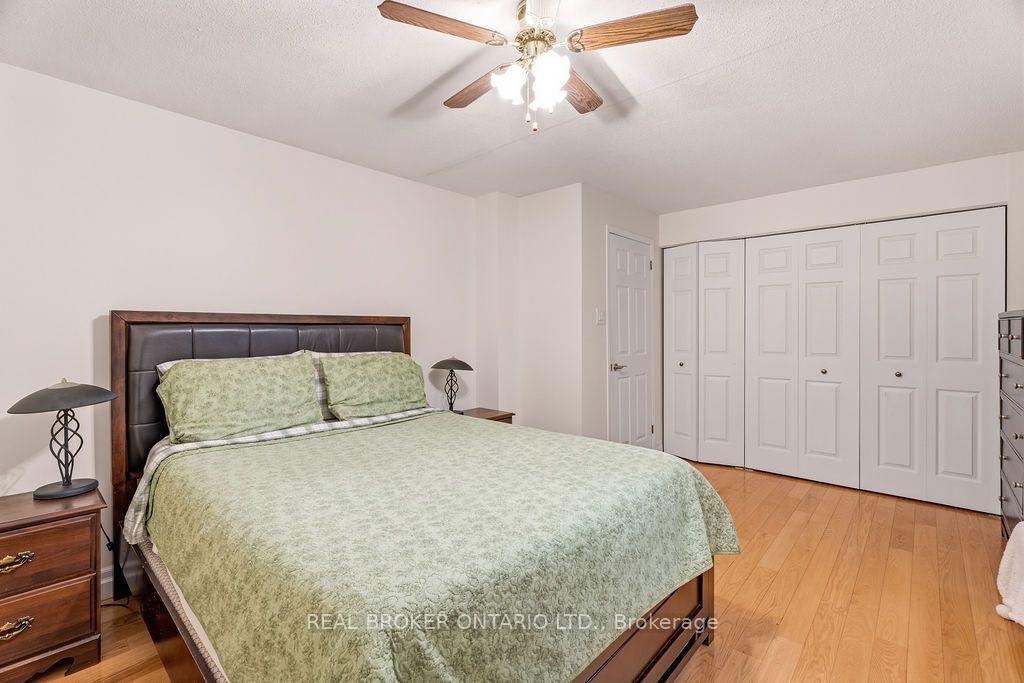 Photo 21 of 1699E Lamoureux Drive, Ottawa, Queenswood Heights South — HOMEH