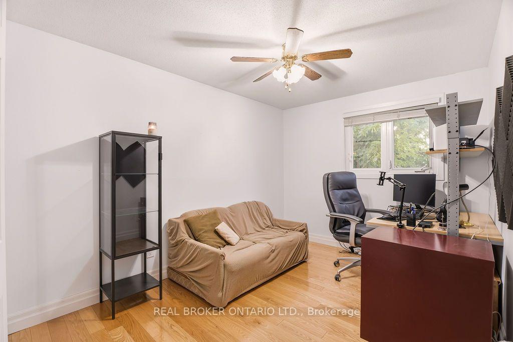 Photo 23 of 1699E Lamoureux Drive, Ottawa, Queenswood Heights South — HOMEH
