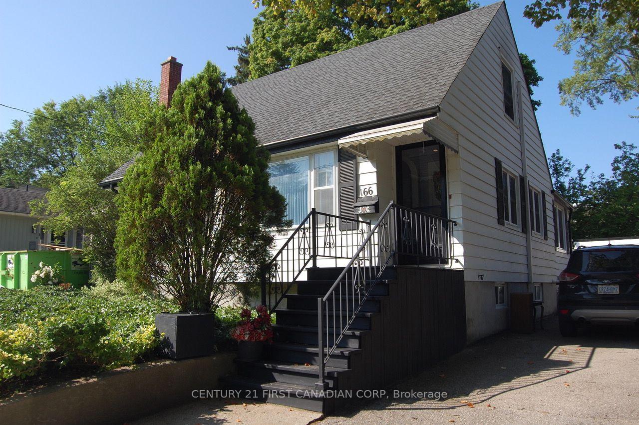 Photo of 166 Foster Avenue