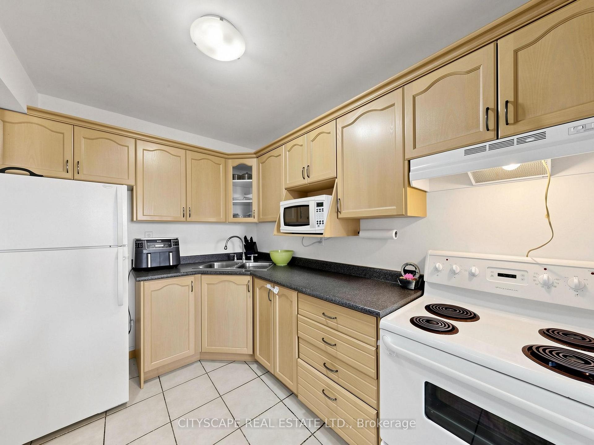 Photo 4 of Unit 708, 851 Queenston Road, Hamilton, Riverdale — HOMEH