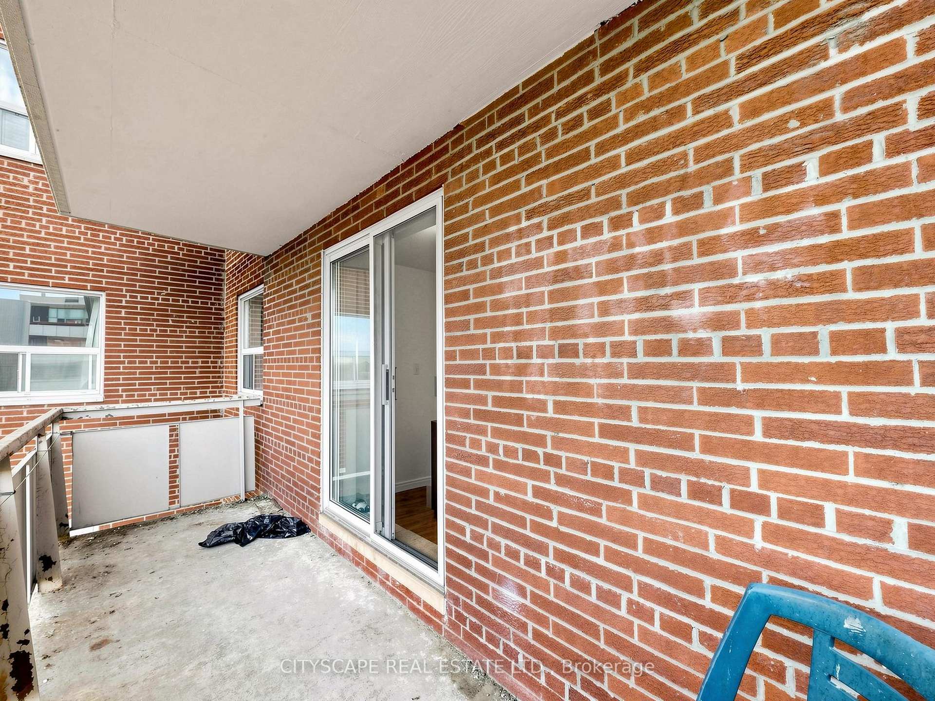 Photo 13 of Unit 708, 851 Queenston Road, Hamilton, Riverdale — HOMEH