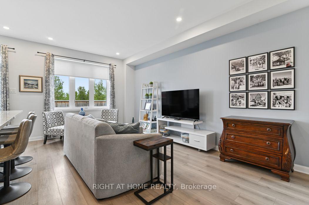 Photo 6 of 512 Prominence Way, Ottawa, Avalon East — HOMEH