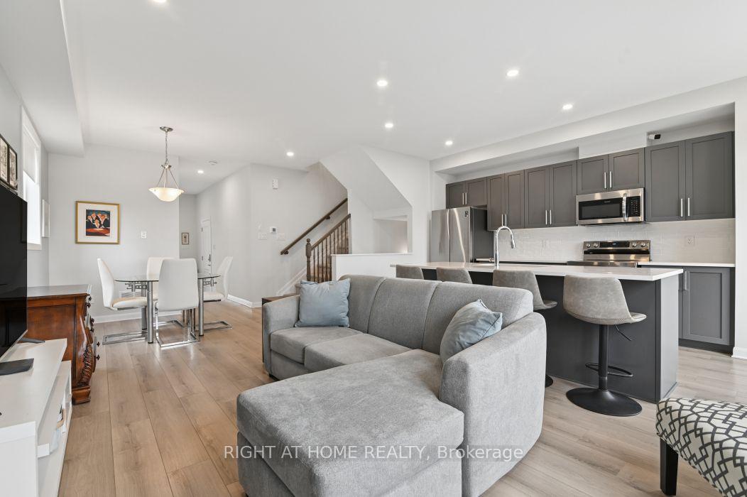 Photo 7 of 512 Prominence Way, Ottawa, Avalon East — HOMEH
