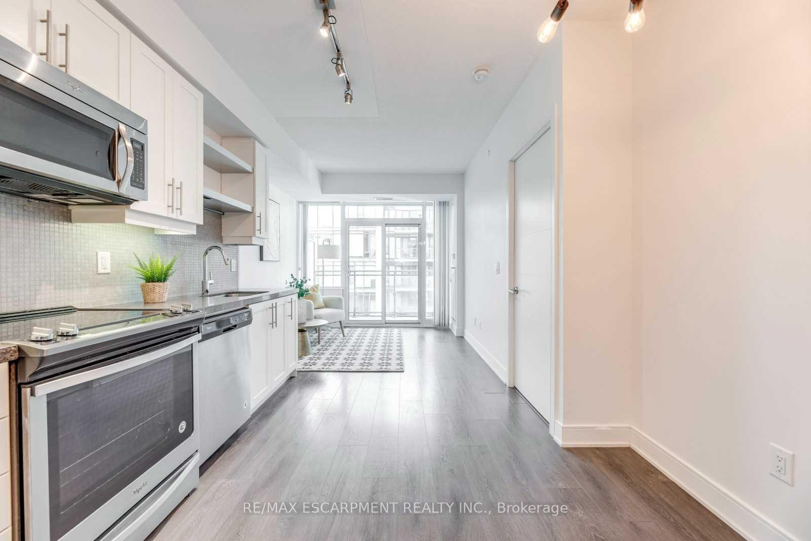 Photo 6 of Unit Lph32, 525 Adelaide Street, Toronto, Waterfront Communities — HOMEH