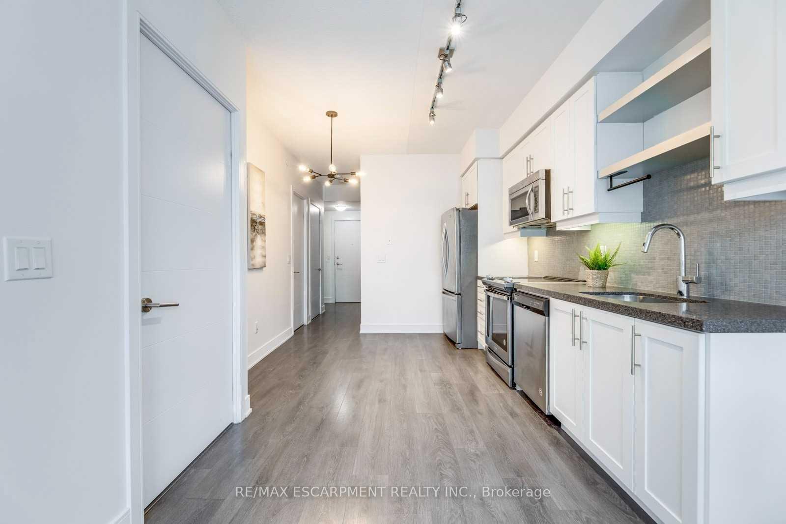 Photo 8 of Unit Lph32, 525 Adelaide Street, Toronto, Waterfront Communities — HOMEH