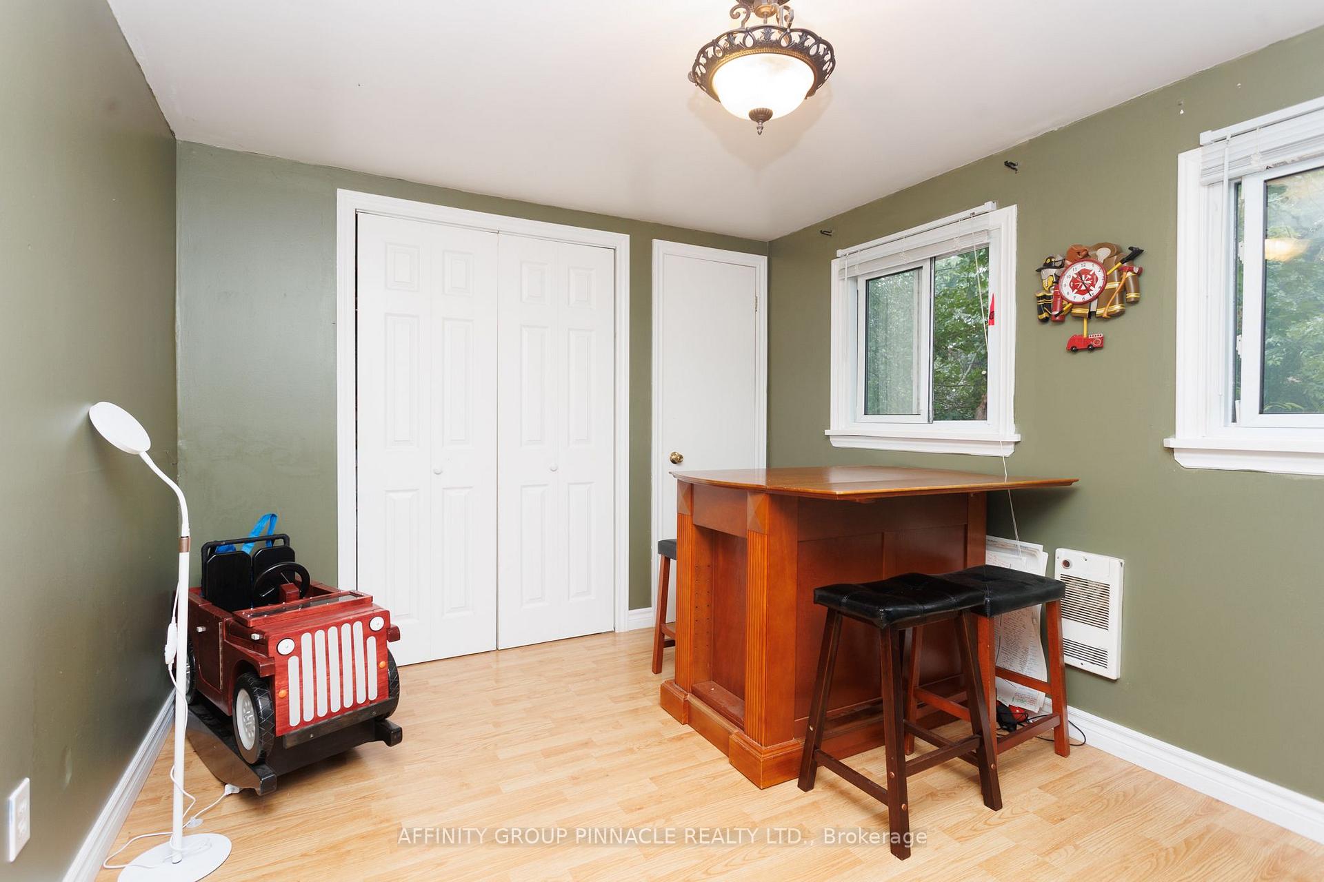 Photo 8 of 124 Cameron Drive, Kawartha Lakes, Fenelon — HOMEH