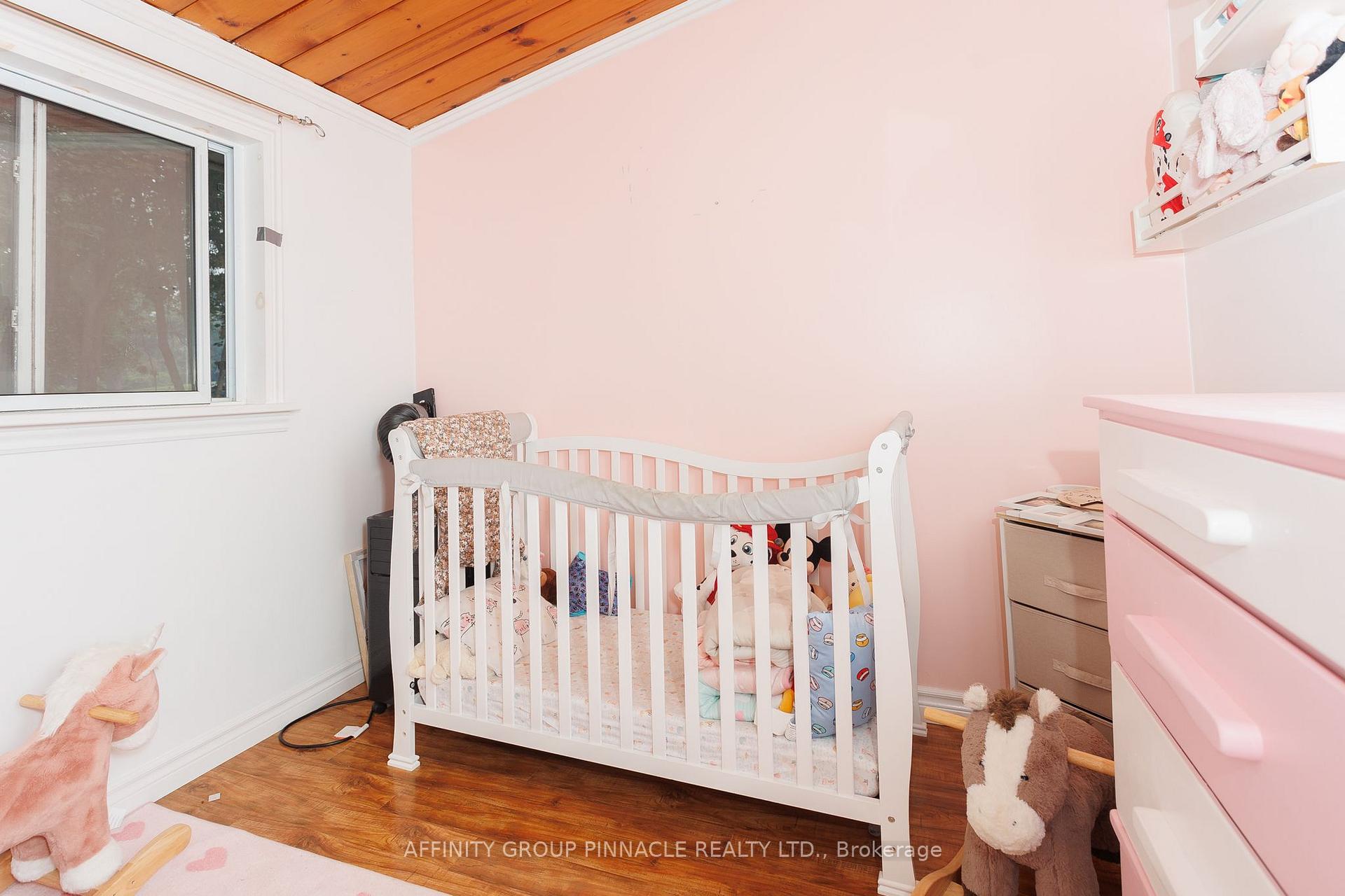 Photo 16 of 124 Cameron Drive, Kawartha Lakes, Fenelon — HOMEH