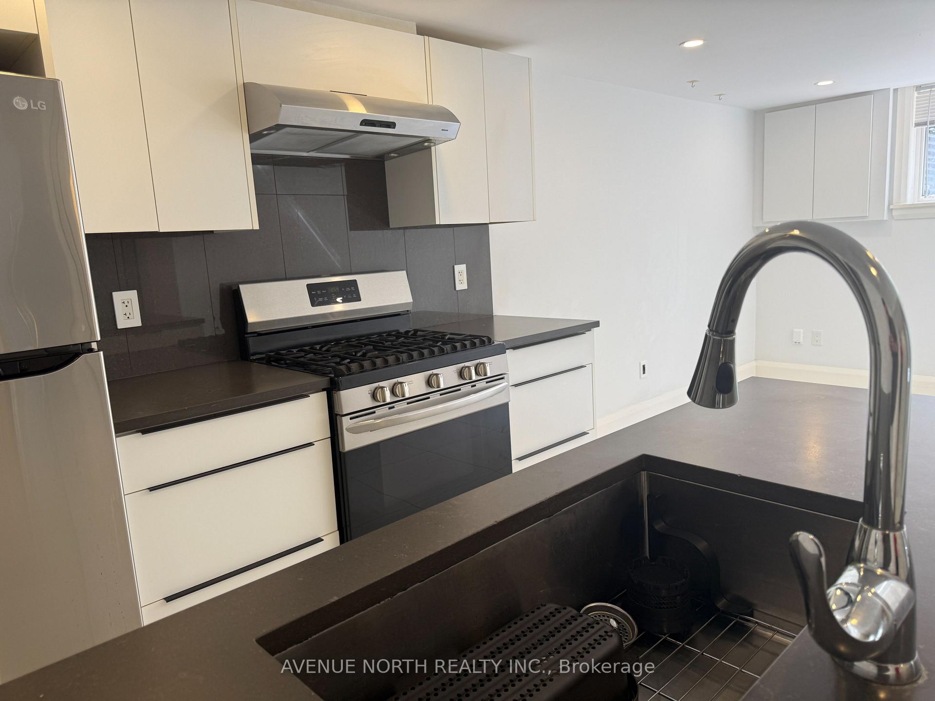 Photo 3 of 1108 Richard Avenue, Ottawa, Billings Bridge — HOMEH