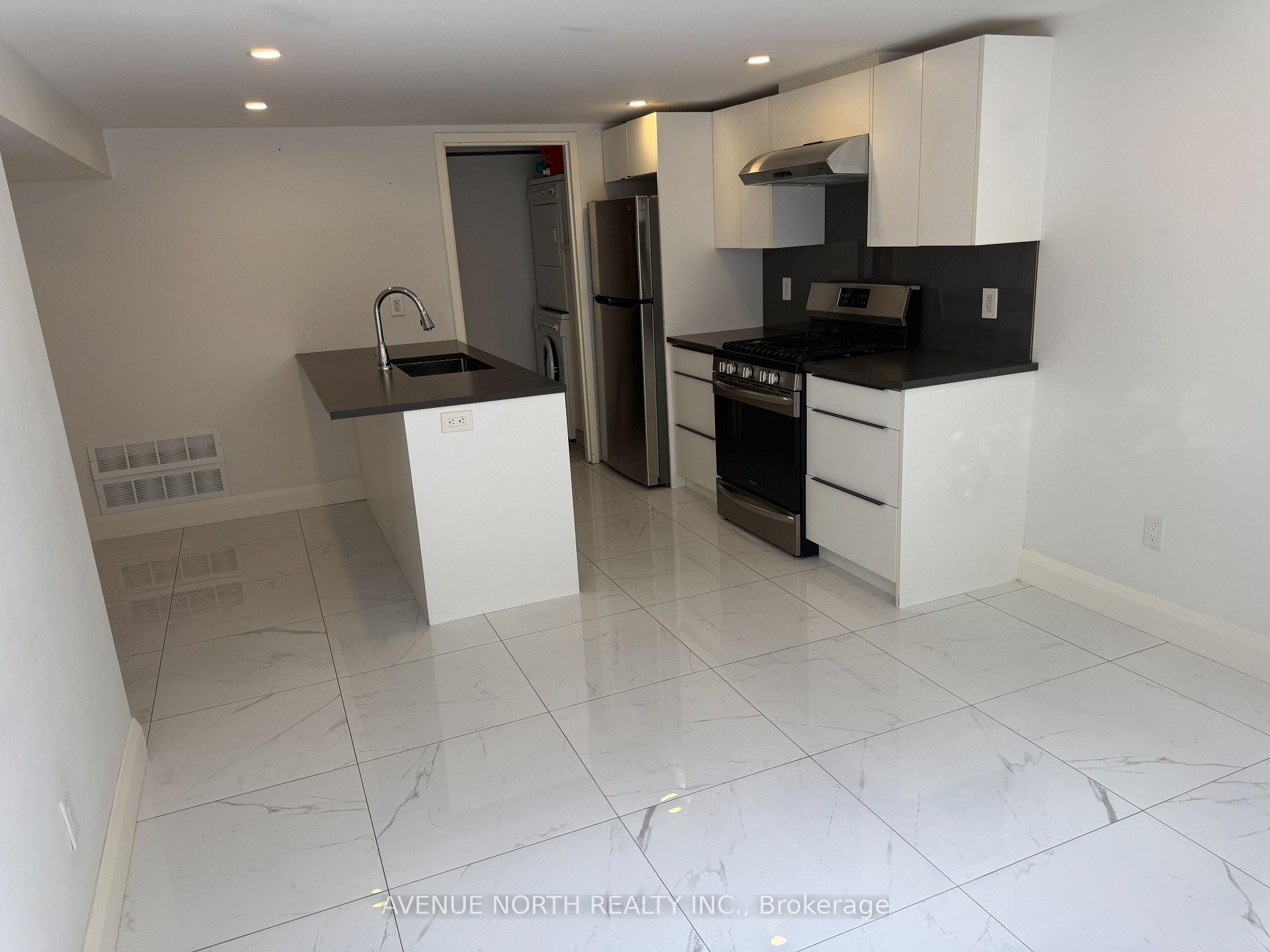 Photo 5 of 1108 Richard Avenue, Ottawa, Billings Bridge — HOMEH