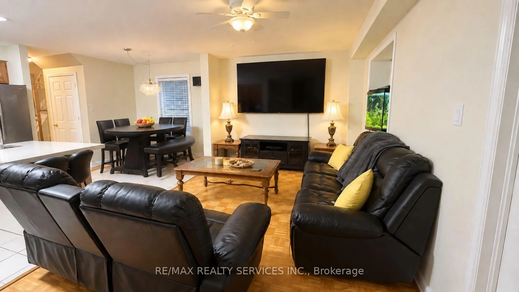 Photo 10 of 39 Cadillac Crescent, Brampton, Fletcher's Meadow — HOMEH