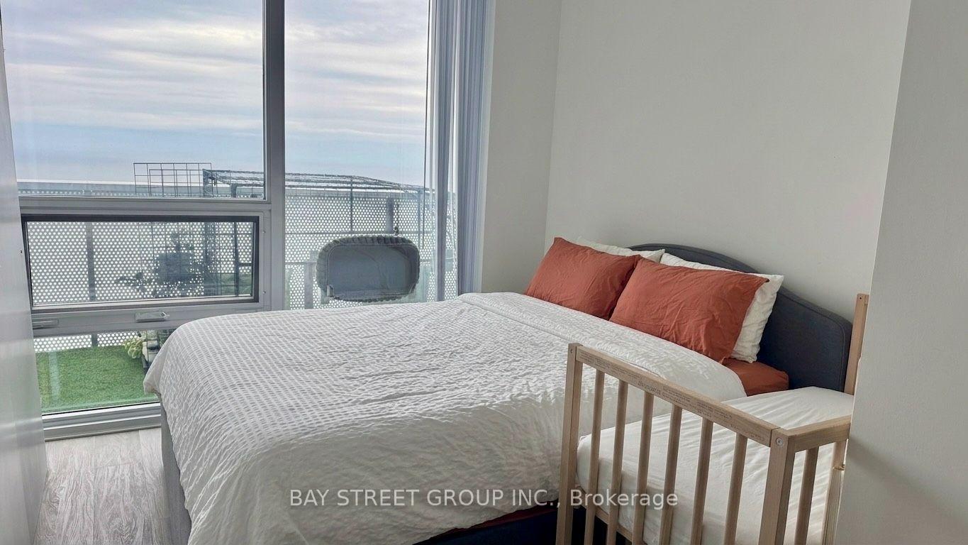 Photo 3 of Unit 5809, 55 Cooper Street, Toronto, Waterfront Communities — HOMEH
