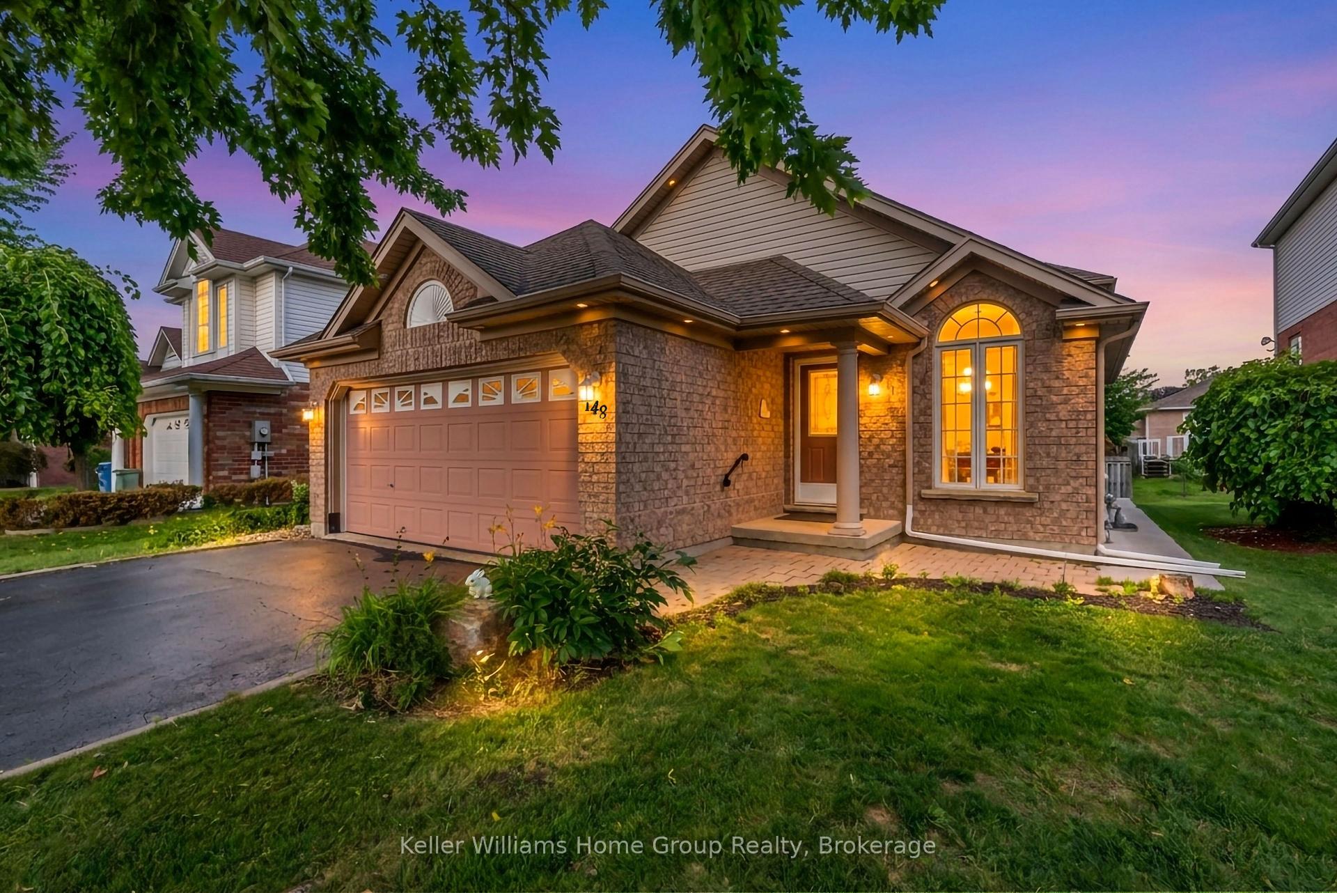 Front of 148 Clairfields Drive W