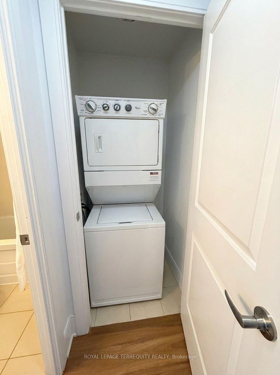 Photo 8 of Unit 2810, 330 Burnhamthorpe Road W, Mississauga, City Centre — HOMEH