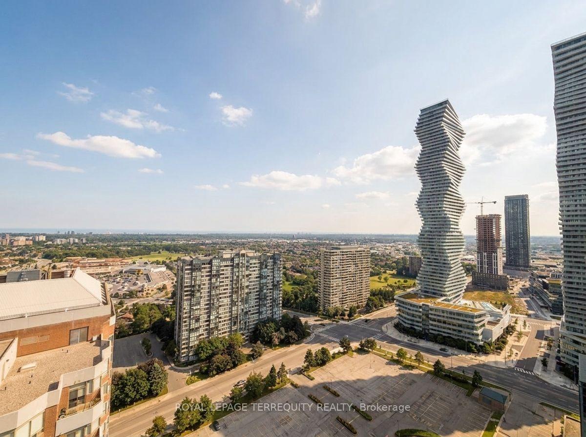 Photo 9 of Unit 2810, 330 Burnhamthorpe Road W, Mississauga, City Centre — HOMEH