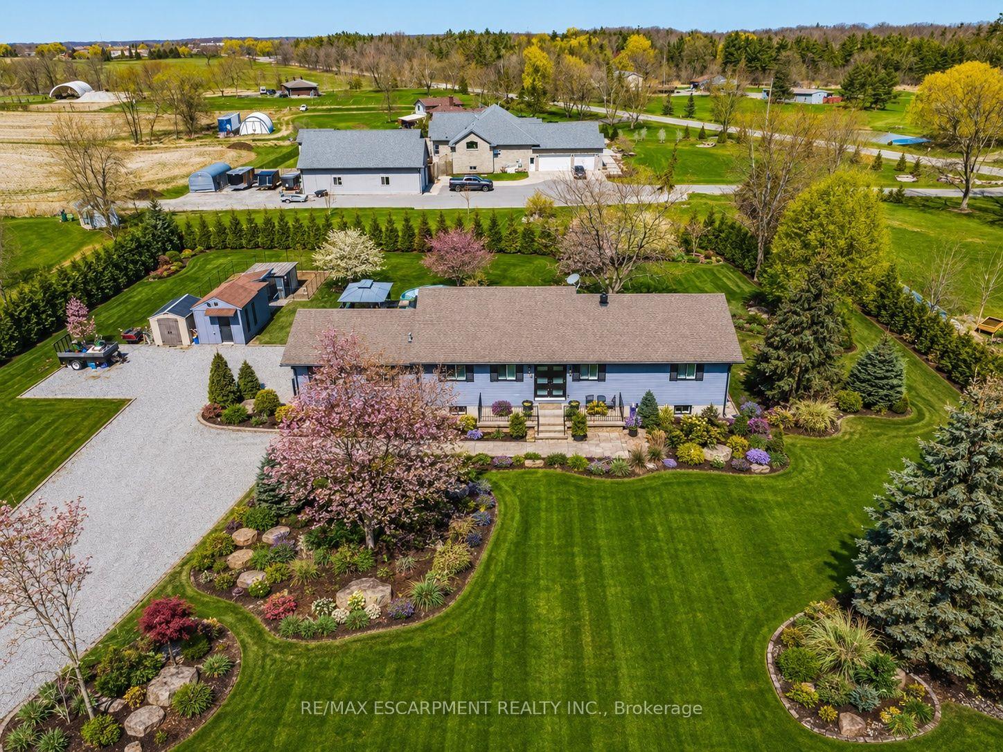 Photo 4 of 1796 Penny Lane, West Lincoln, West Lincoln — HOMEH