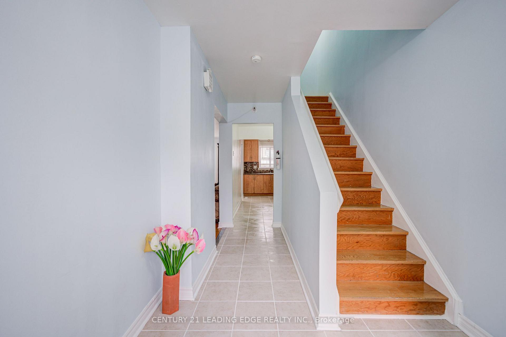 Photo 6 of Unit 285, 268 Fleetwood Crescent, Brampton, Southgate — HOMEH