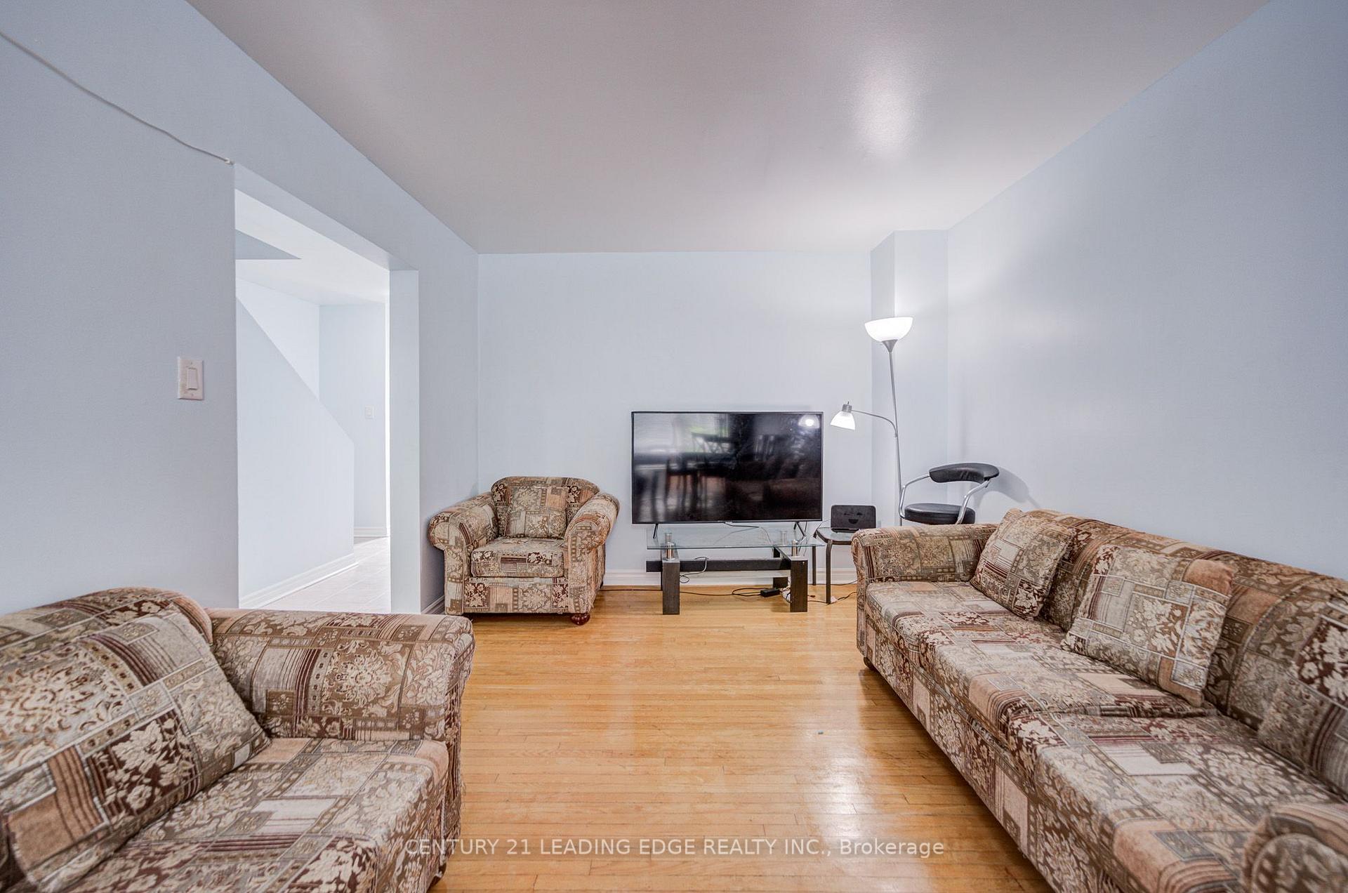 Photo 10 of Unit 285, 268 Fleetwood Crescent, Brampton, Southgate — HOMEH