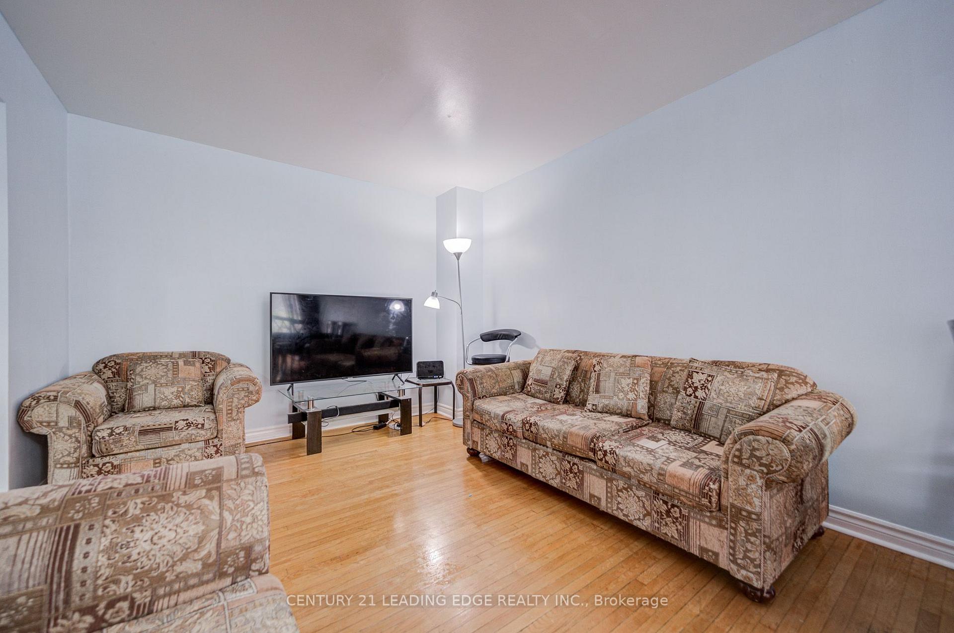 Photo 12 of Unit 285, 268 Fleetwood Crescent, Brampton, Southgate — HOMEH