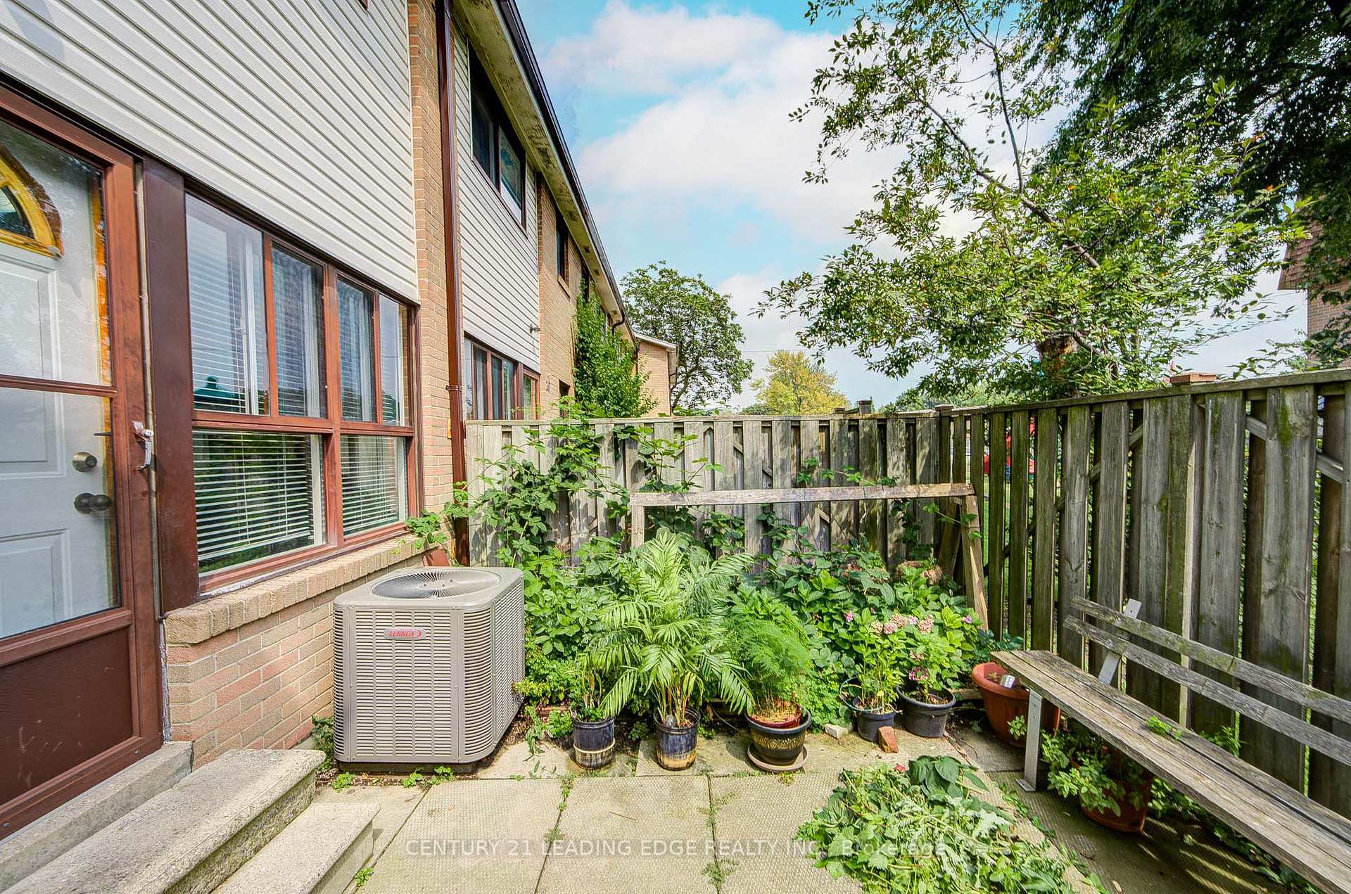 Photo 45 of Unit 285, 268 Fleetwood Crescent, Brampton, Southgate — HOMEH