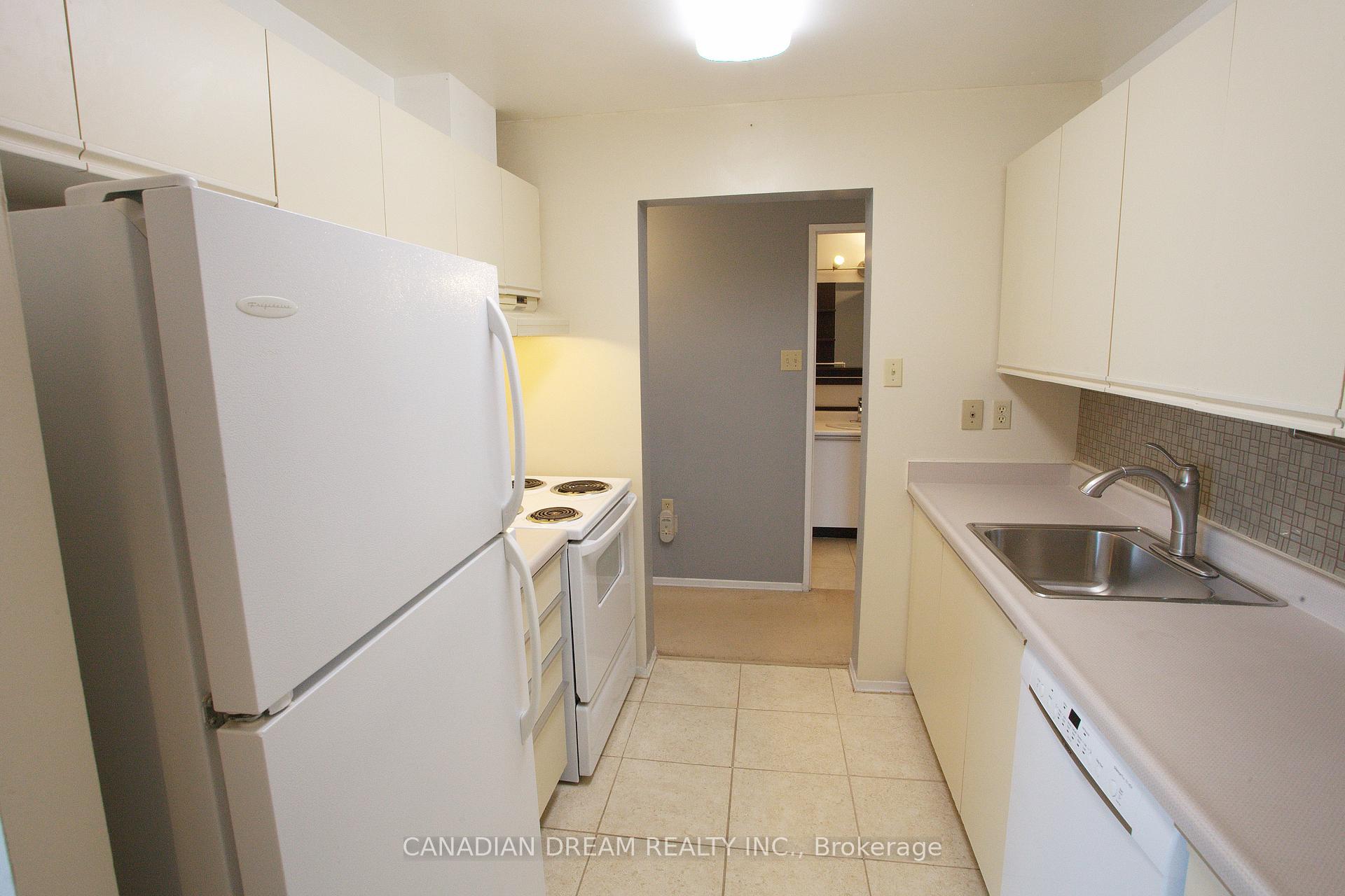 Photo 10 of Unit 803, 860 Commissioners Road E, London, South H — HOMEH