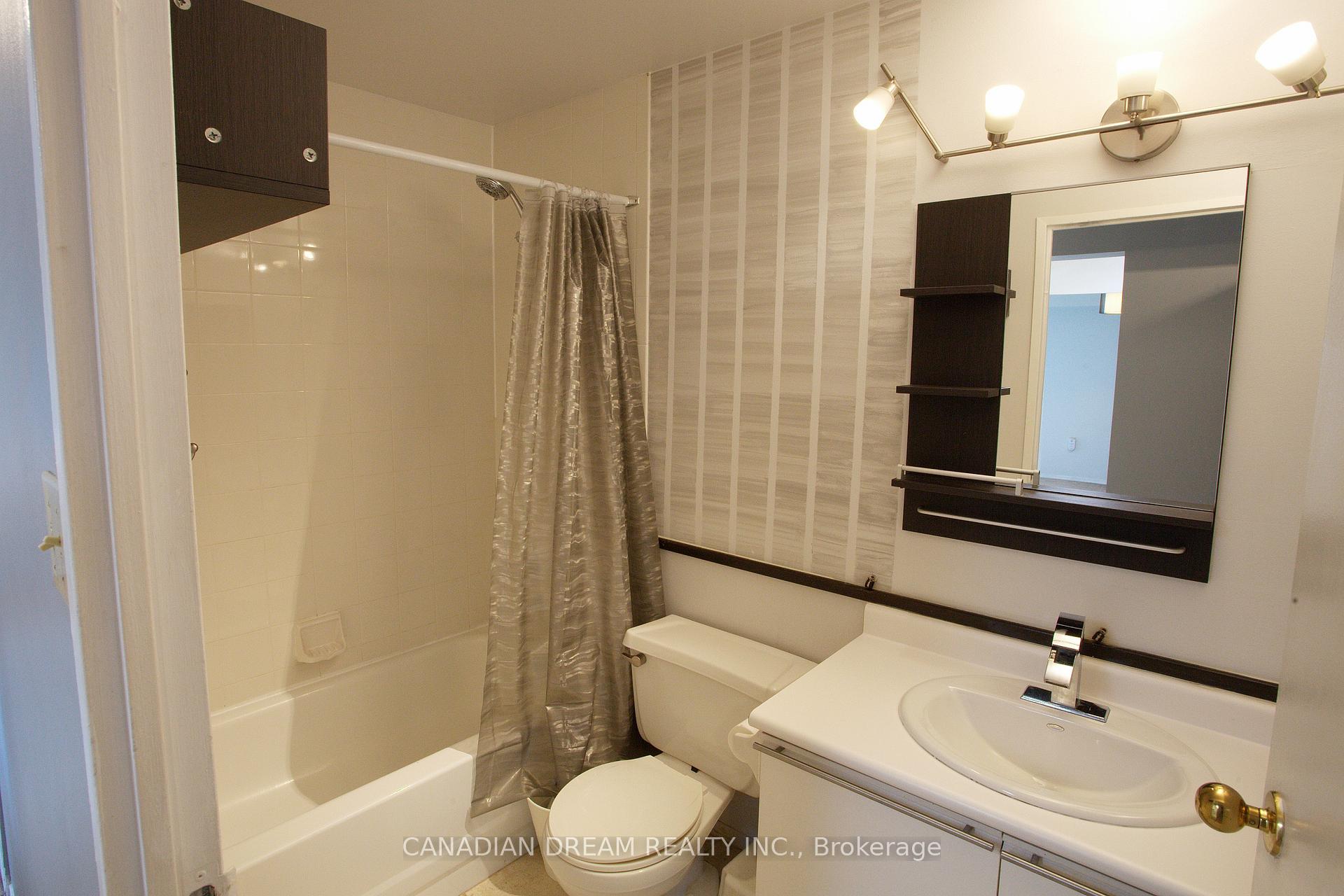 Photo 12 of Unit 803, 860 Commissioners Road E, London, South H — HOMEH