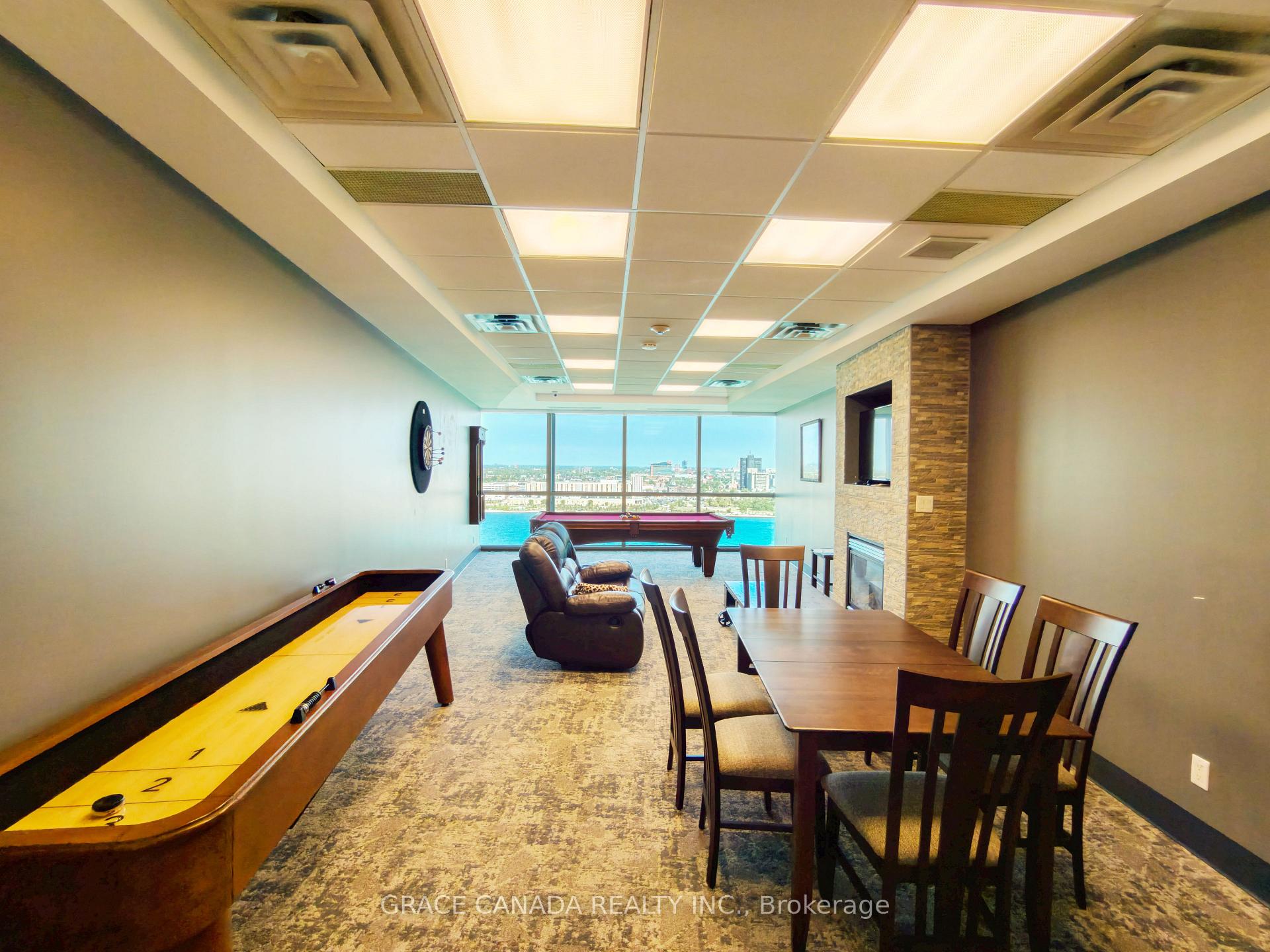 Photo 12 of Unit 504, 1225 Riverside Drive W, Windsor — HOMEH