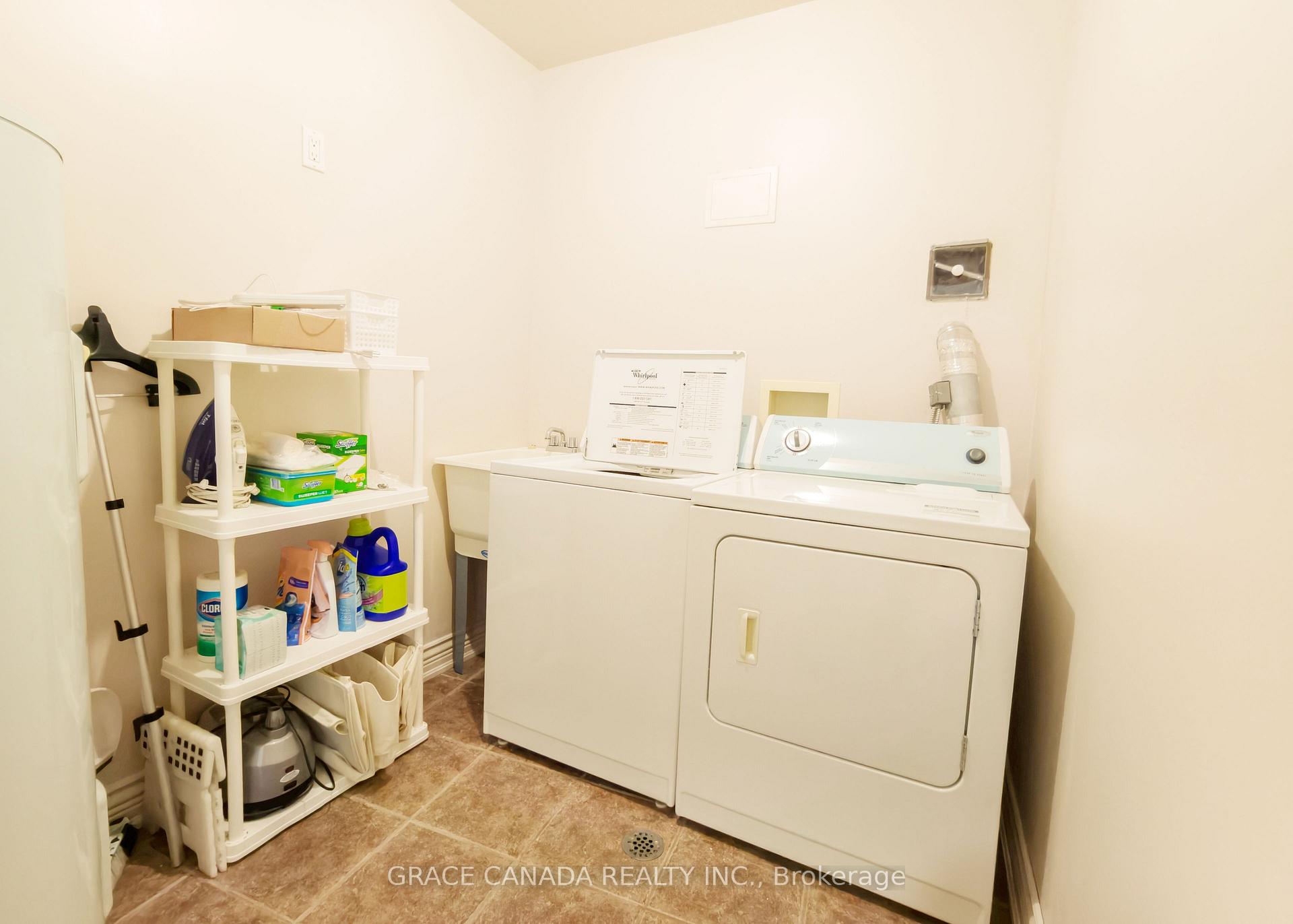 Photo 17 of Unit 504, 1225 Riverside Drive W, Windsor — HOMEH
