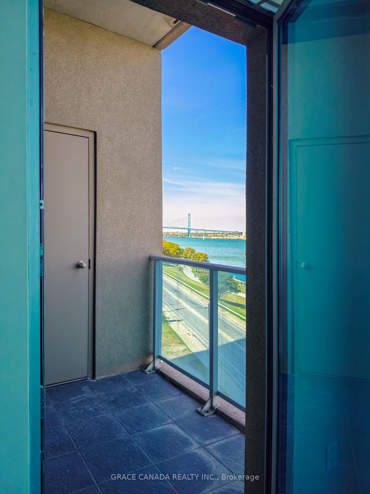 Photo 19 of Unit 504, 1225 Riverside Drive W, Windsor — HOMEH