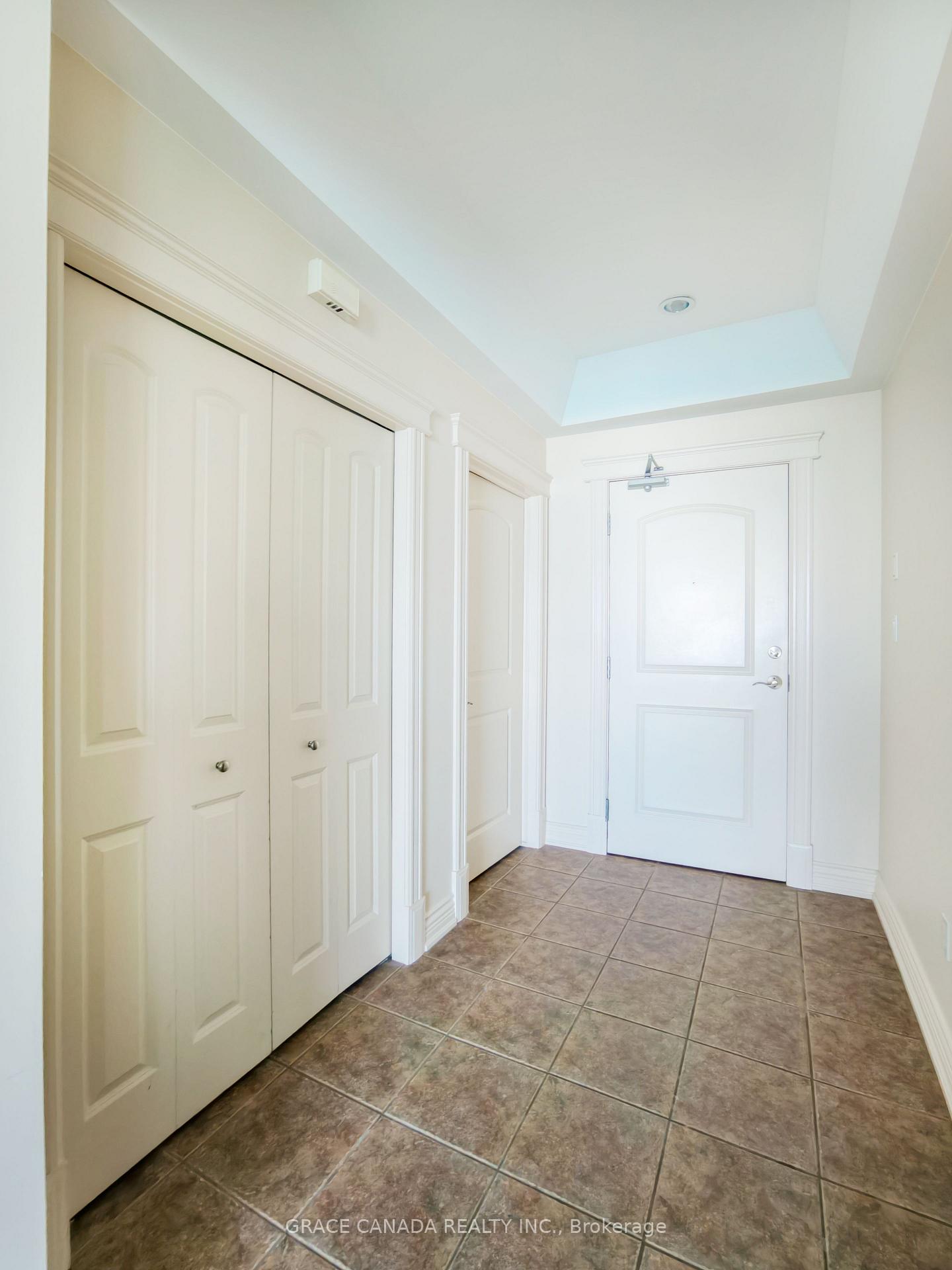 Photo 23 of Unit 504, 1225 Riverside Drive W, Windsor — HOMEH