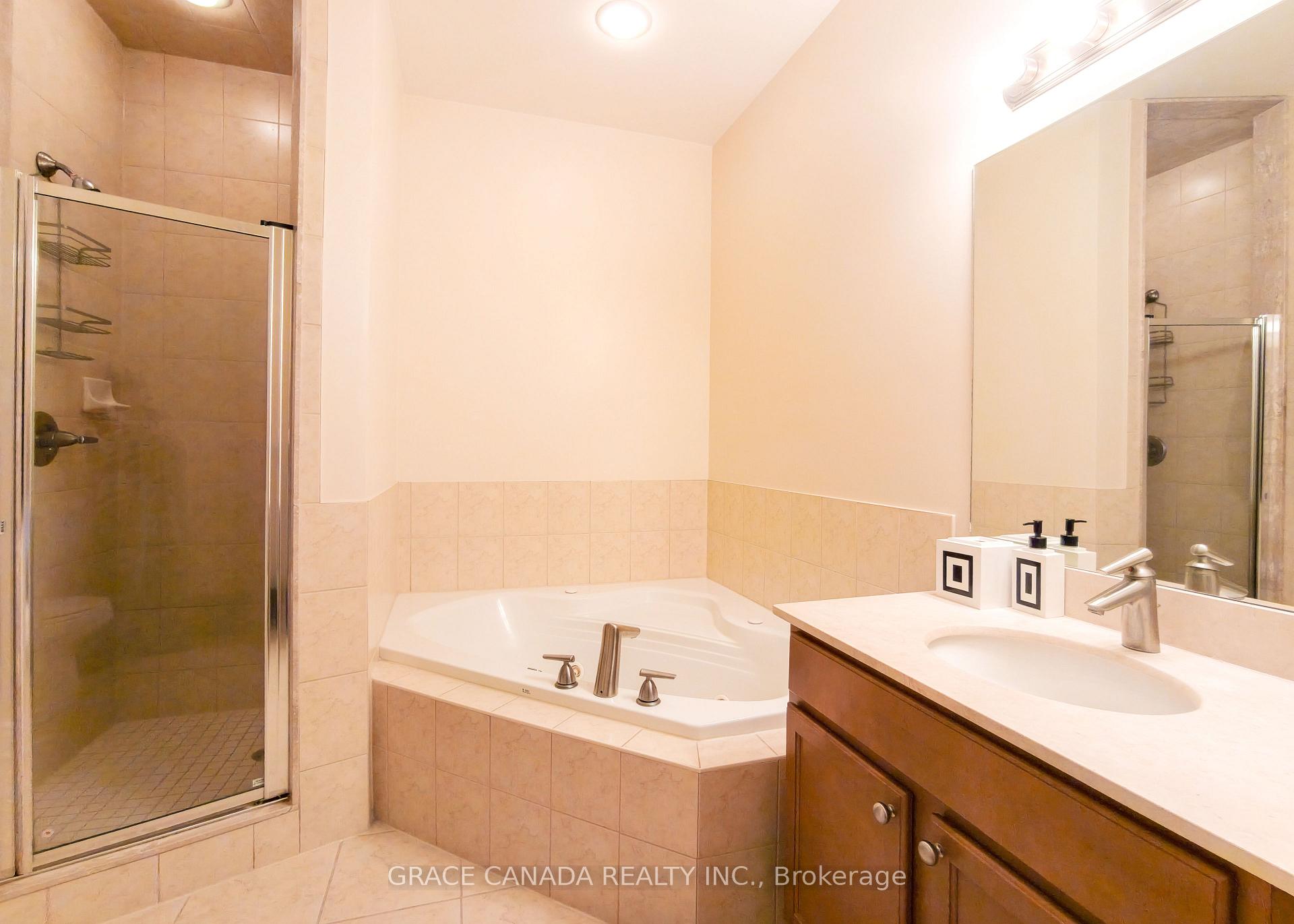 Photo 25 of Unit 504, 1225 Riverside Drive W, Windsor — HOMEH