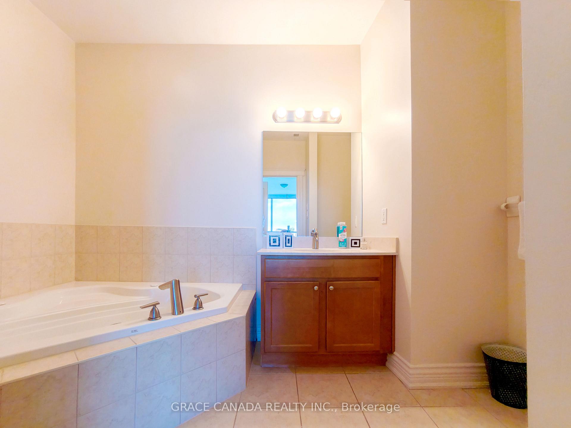 Photo 27 of Unit 504, 1225 Riverside Drive W, Windsor — HOMEH