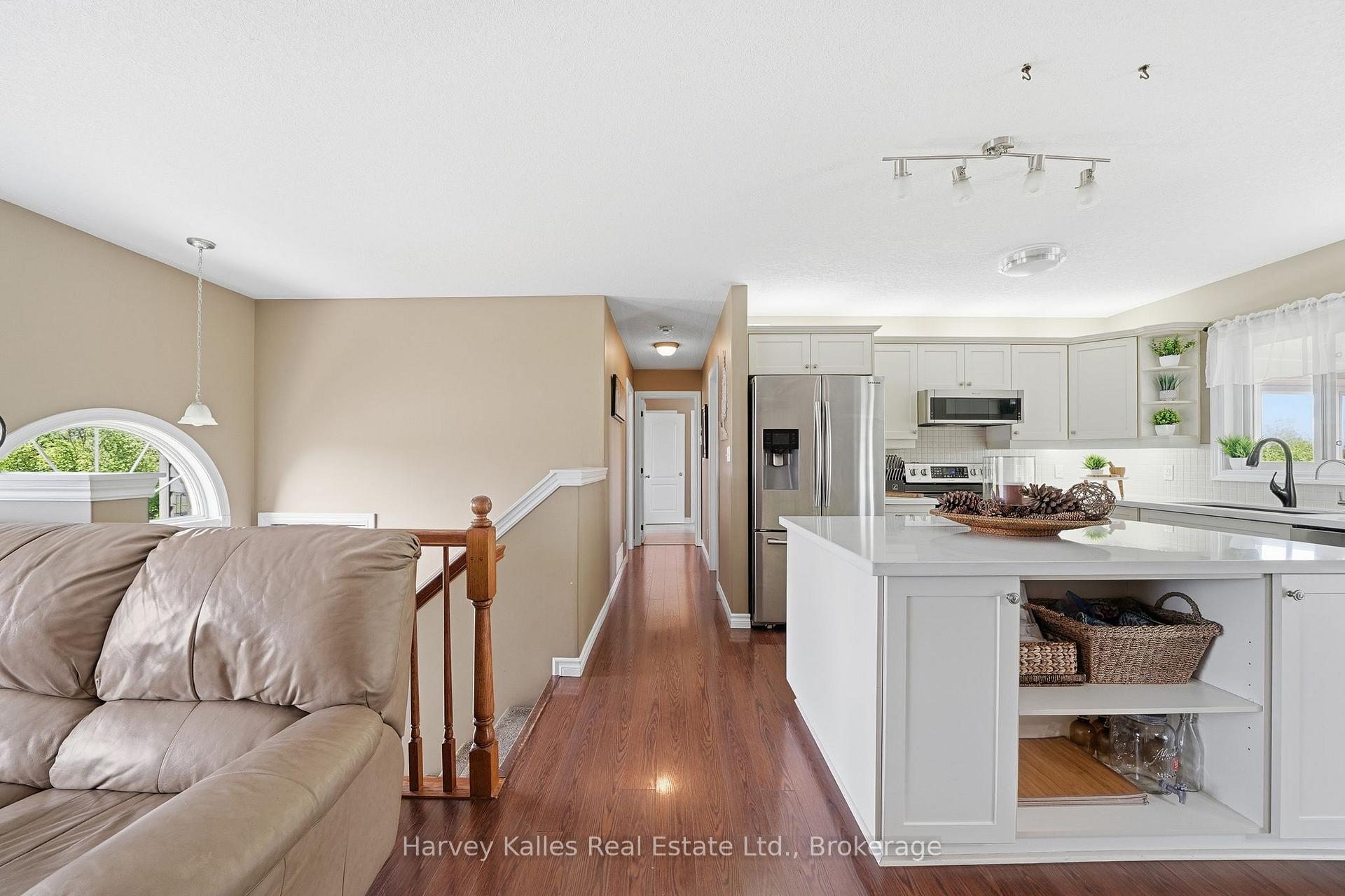Photo 5 of 289 Kings Road, Prince Edward County, Athol Ward — HOMEH