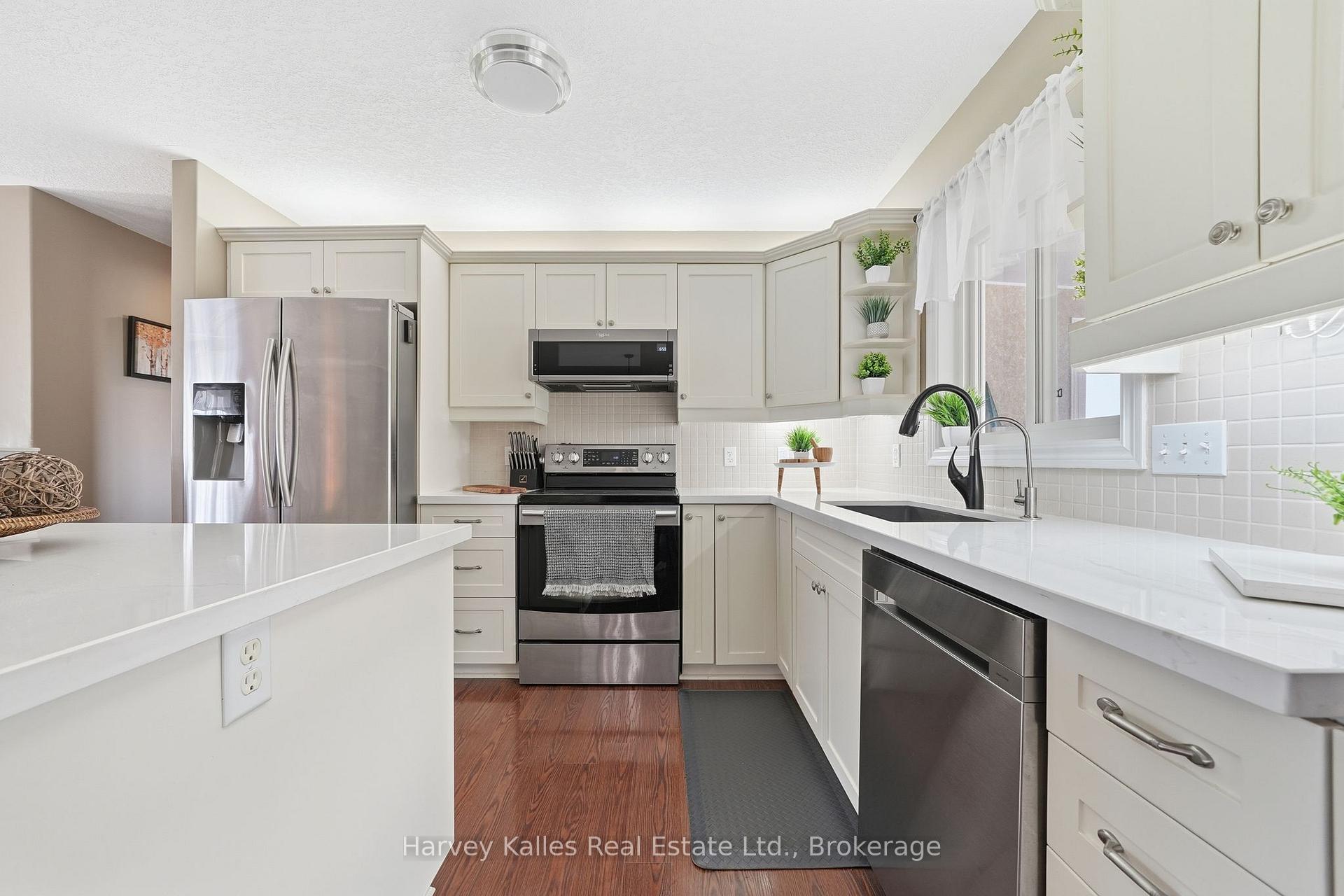 Photo 7 of 289 Kings Road, Prince Edward County, Athol Ward — HOMEH