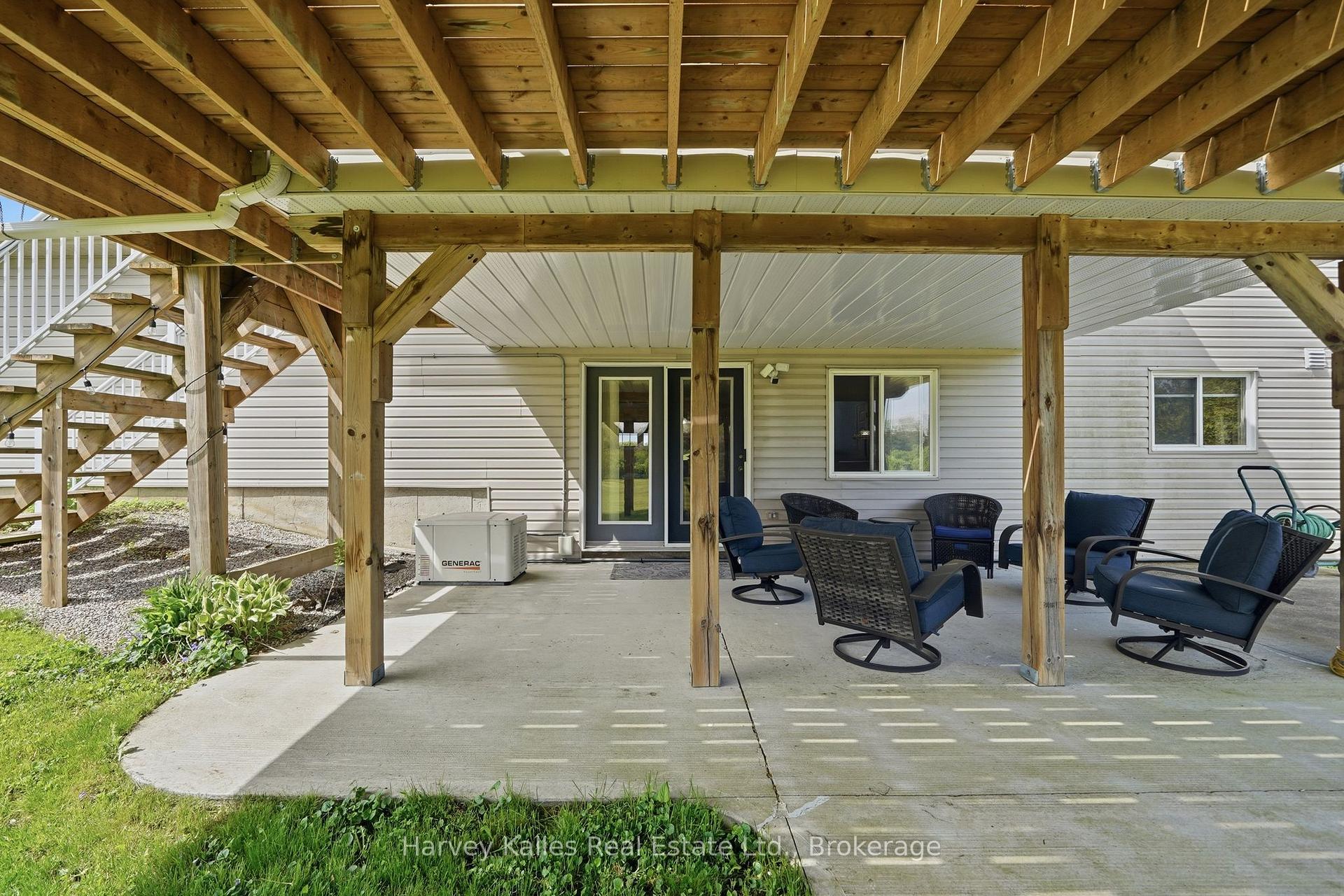 Photo 40 of 289 Kings Road, Prince Edward County, Athol Ward — HOMEH