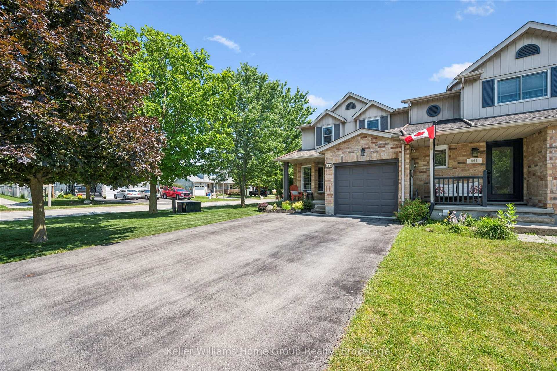 Photo 2 of 443 Flannery Drive, Centre Wellington, Fergus — HOMEH