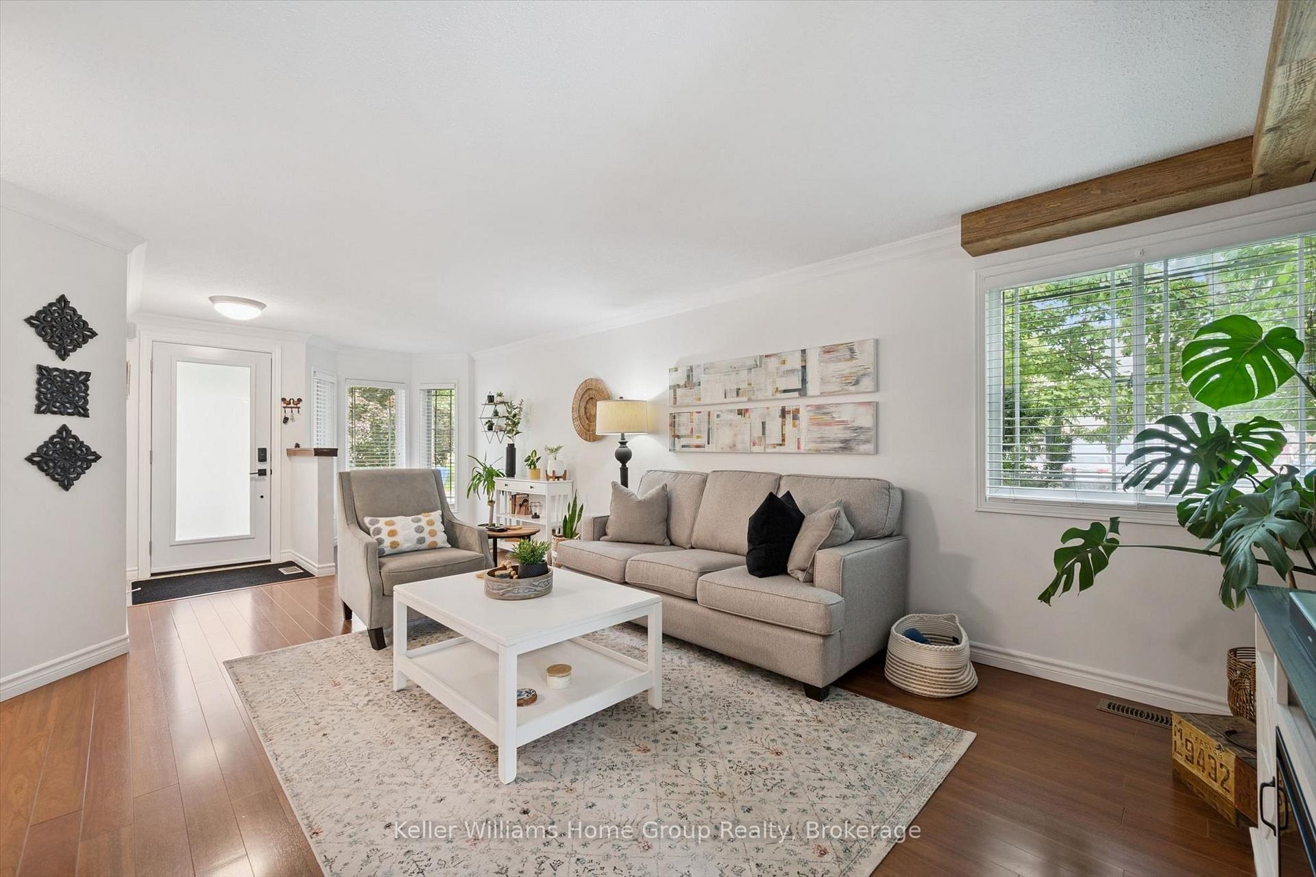 Photo 9 of 443 Flannery Drive, Centre Wellington, Fergus — HOMEH