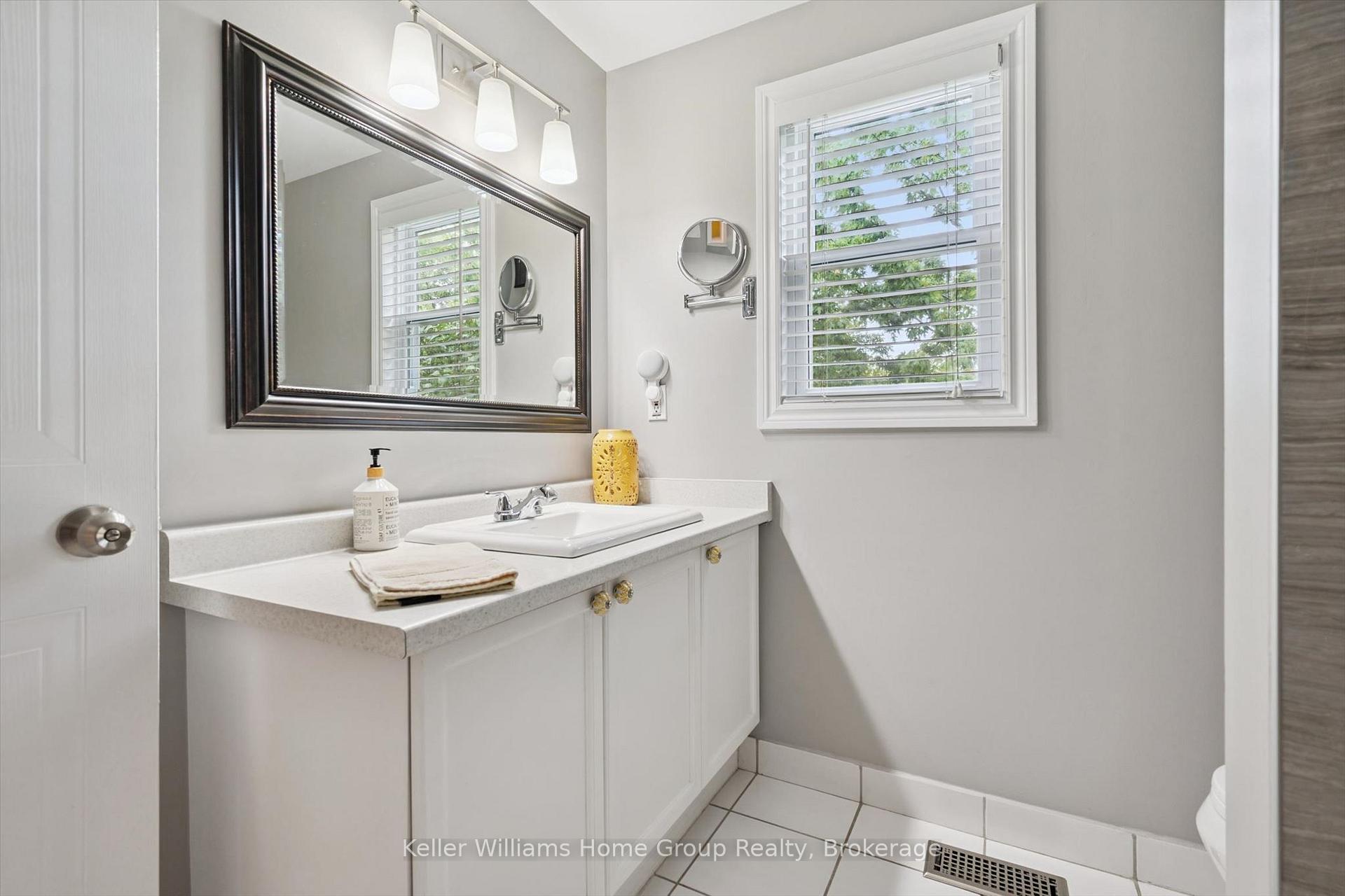 Photo 32 of 443 Flannery Drive, Centre Wellington, Fergus — HOMEH