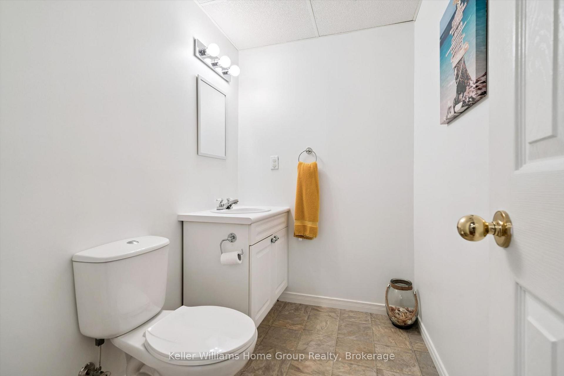 Photo 40 of 443 Flannery Drive, Centre Wellington, Fergus — HOMEH