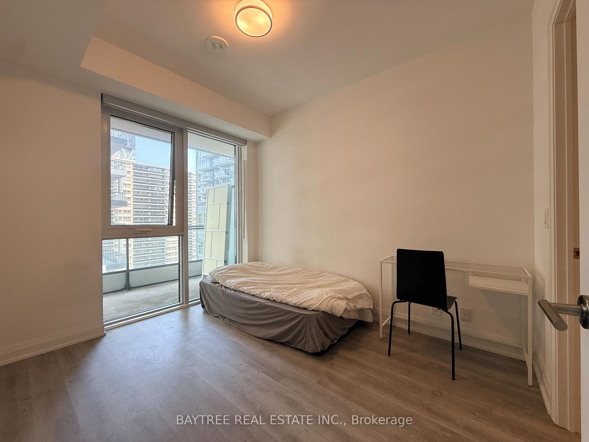 Photo 10 of Unit 902, 65 Broadway Avenue, Toronto, Mount Pleasant West — HOMEH