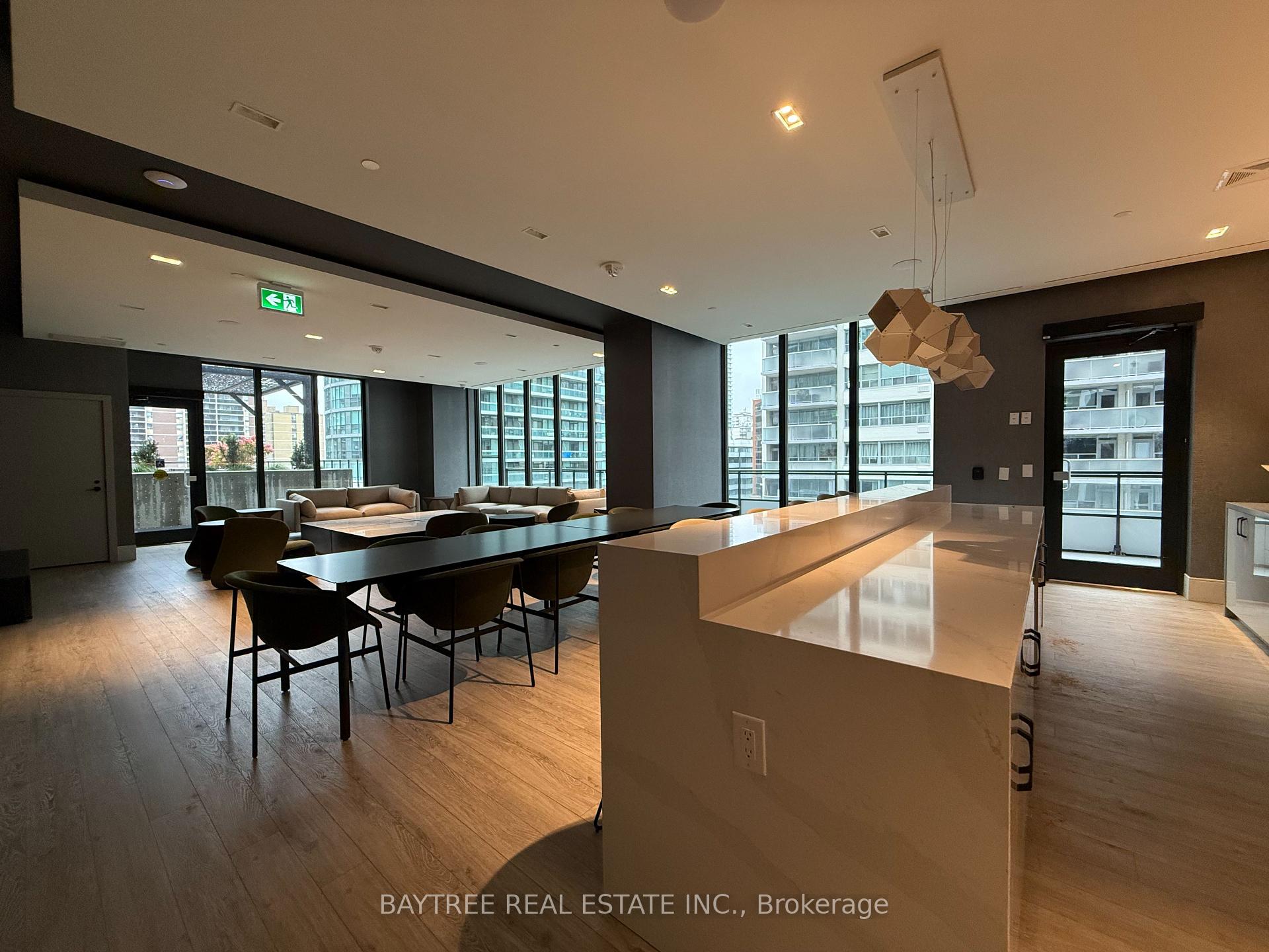 Photo 21 of Unit 902, 65 Broadway Avenue, Toronto, Mount Pleasant West — HOMEH